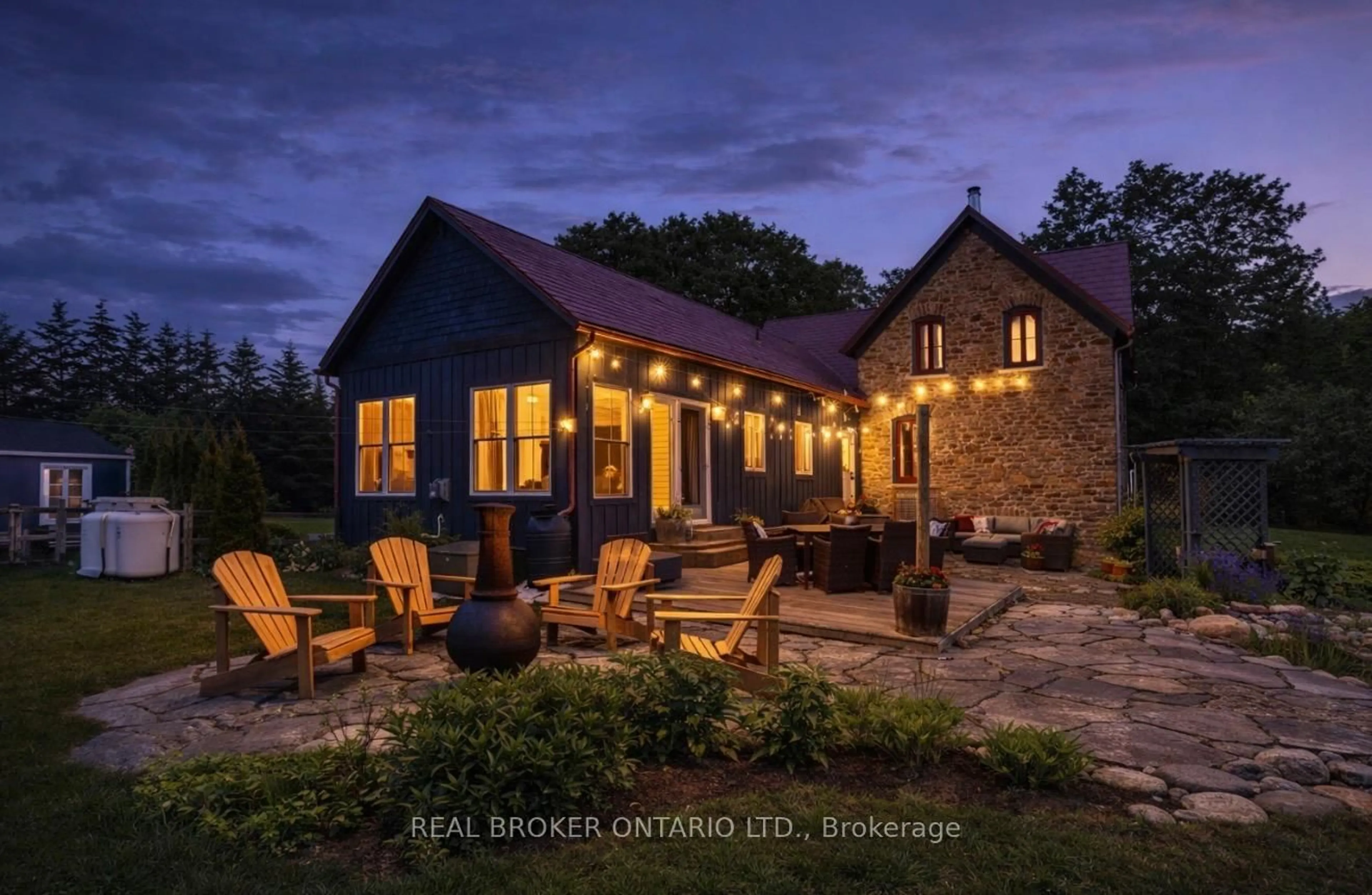 Patio, unknown for 2090 Beach Rd, North Grenville Ontario K0G 1S0