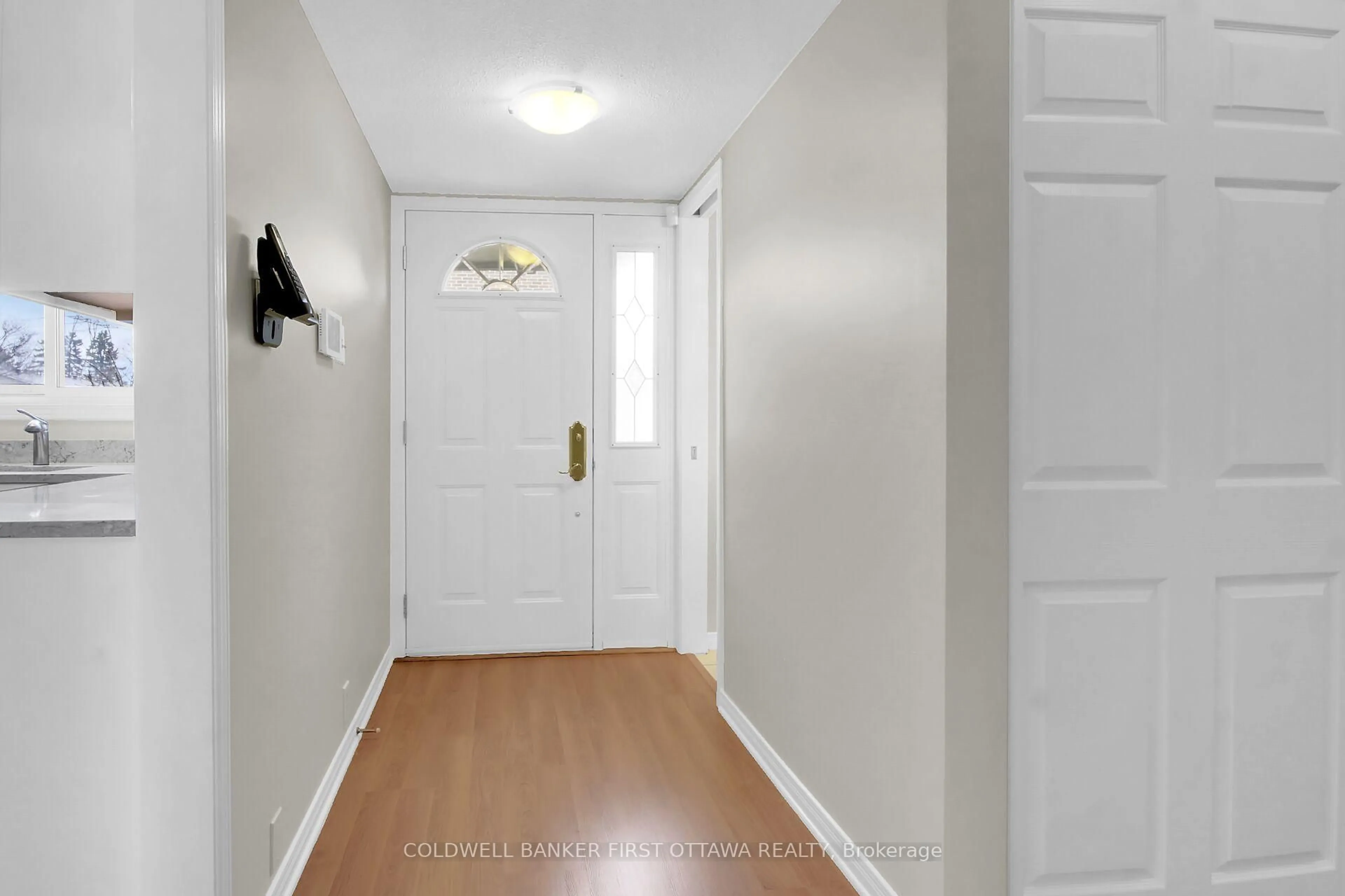 Indoor entryway for 3924K Old Richmond Rd #30, Ottawa Ontario K2H 5C6
