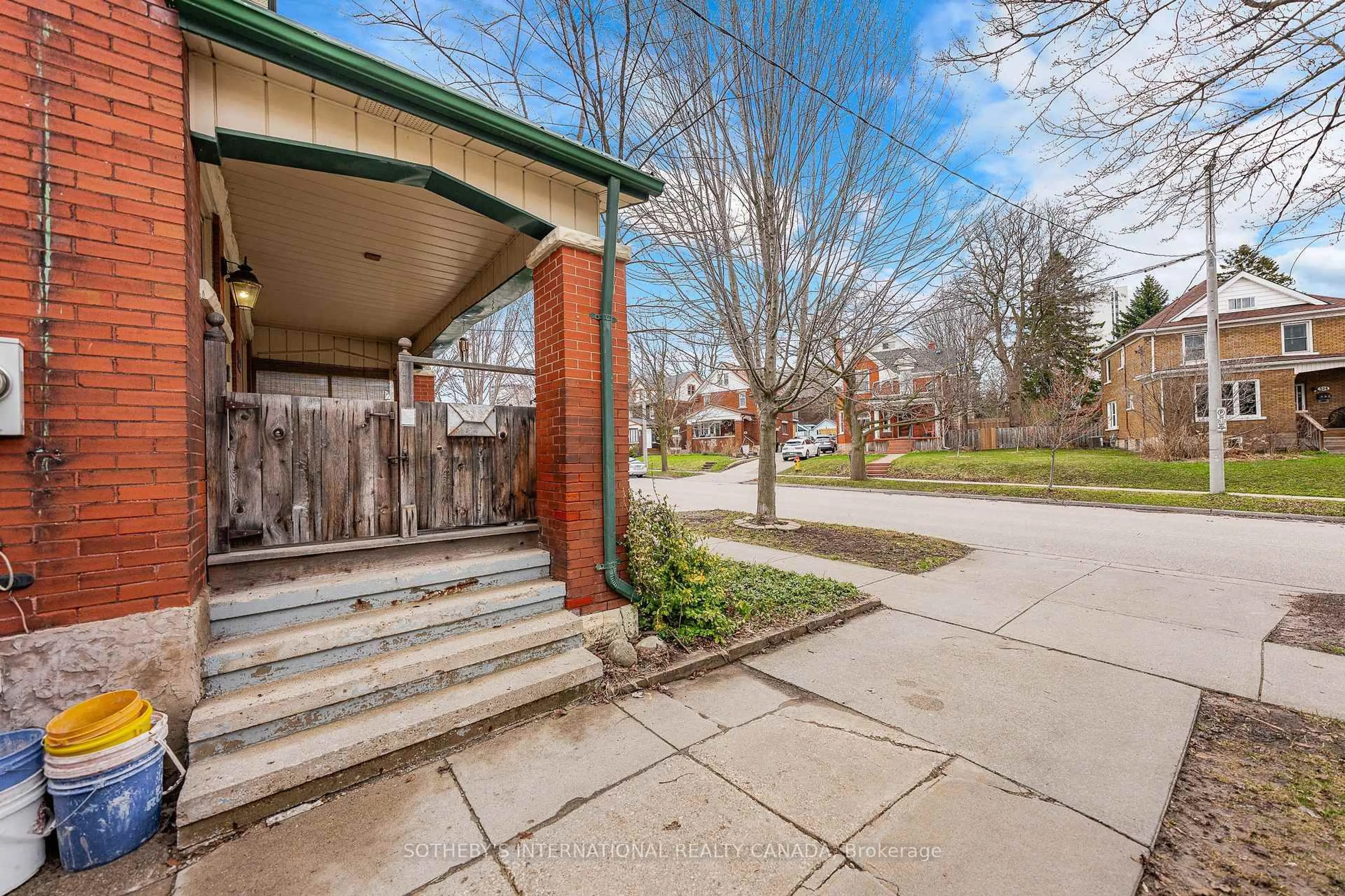 Patio, street for 327 Park St, Kitchener Ontario N2G 1N2