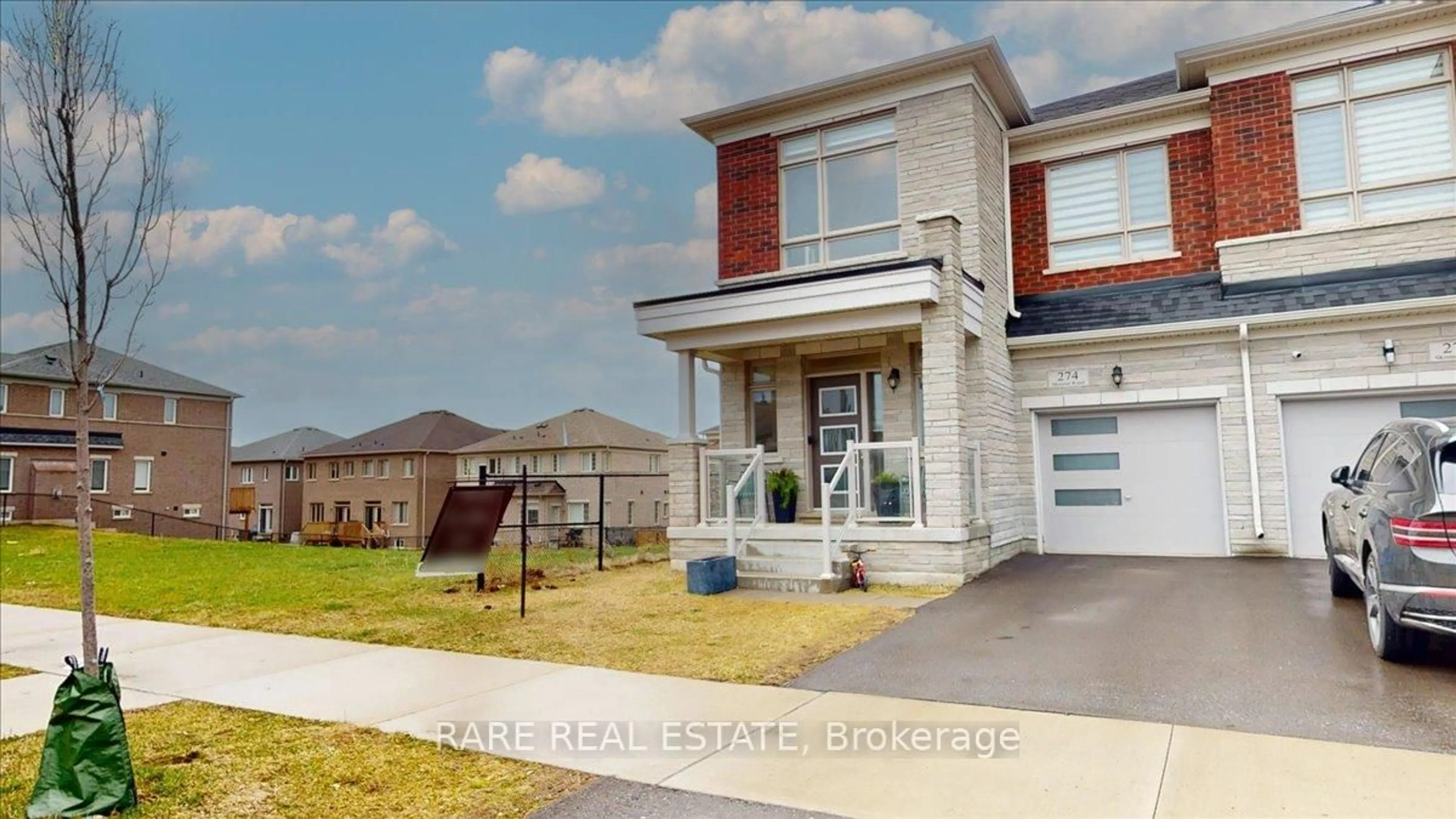 Home with brick exterior material, street for 274 Skinner Rd, Hamilton Ontario L8B 1X2