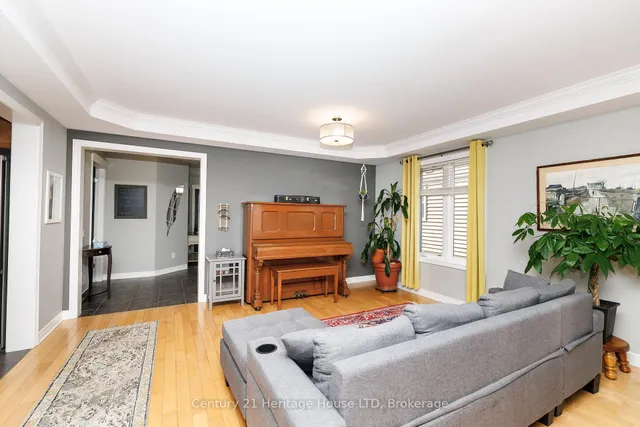 263 Empress Ave, Welland 3