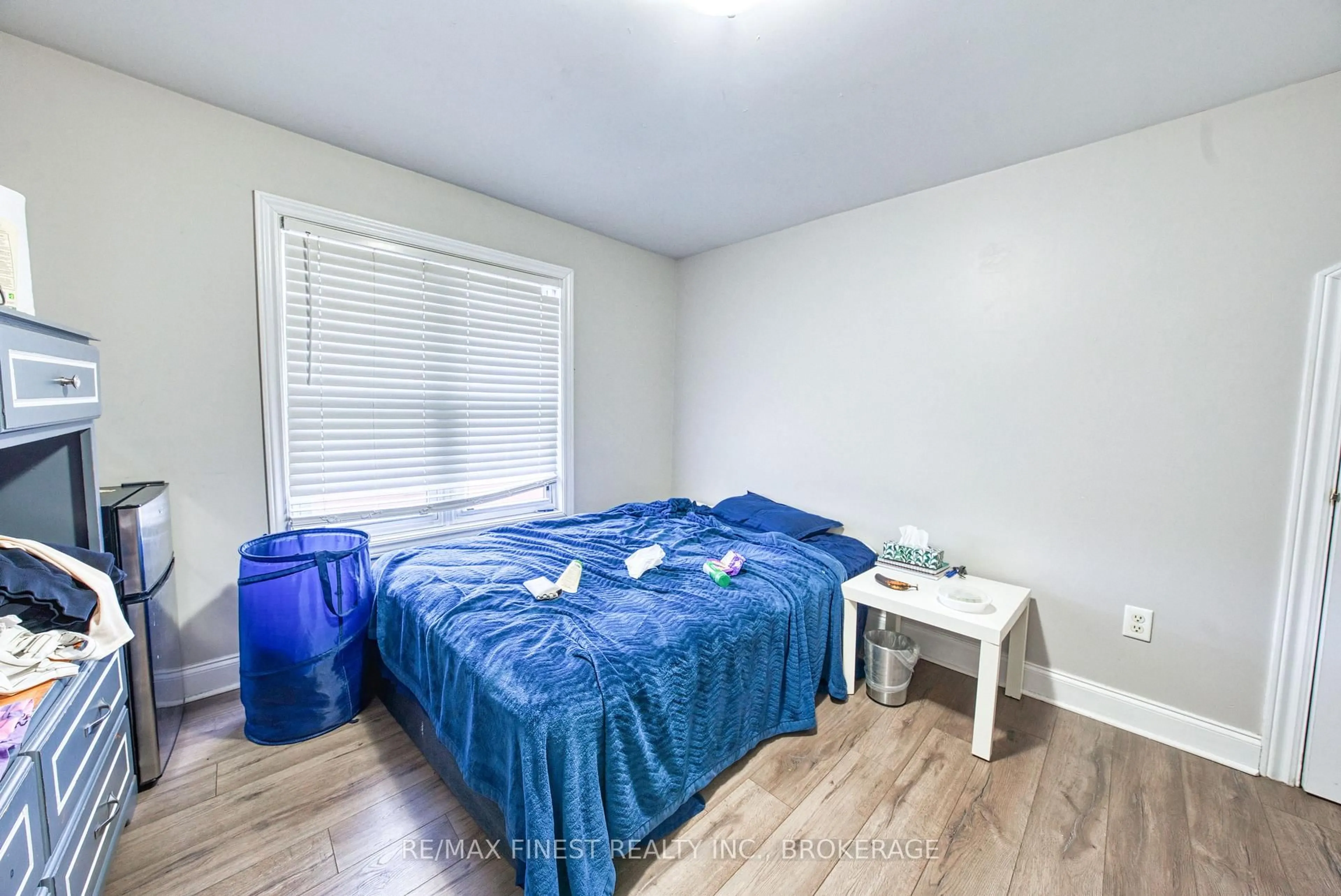 A pic of a room for 1348 Princess St, Kingston Ontario K7M 3E2