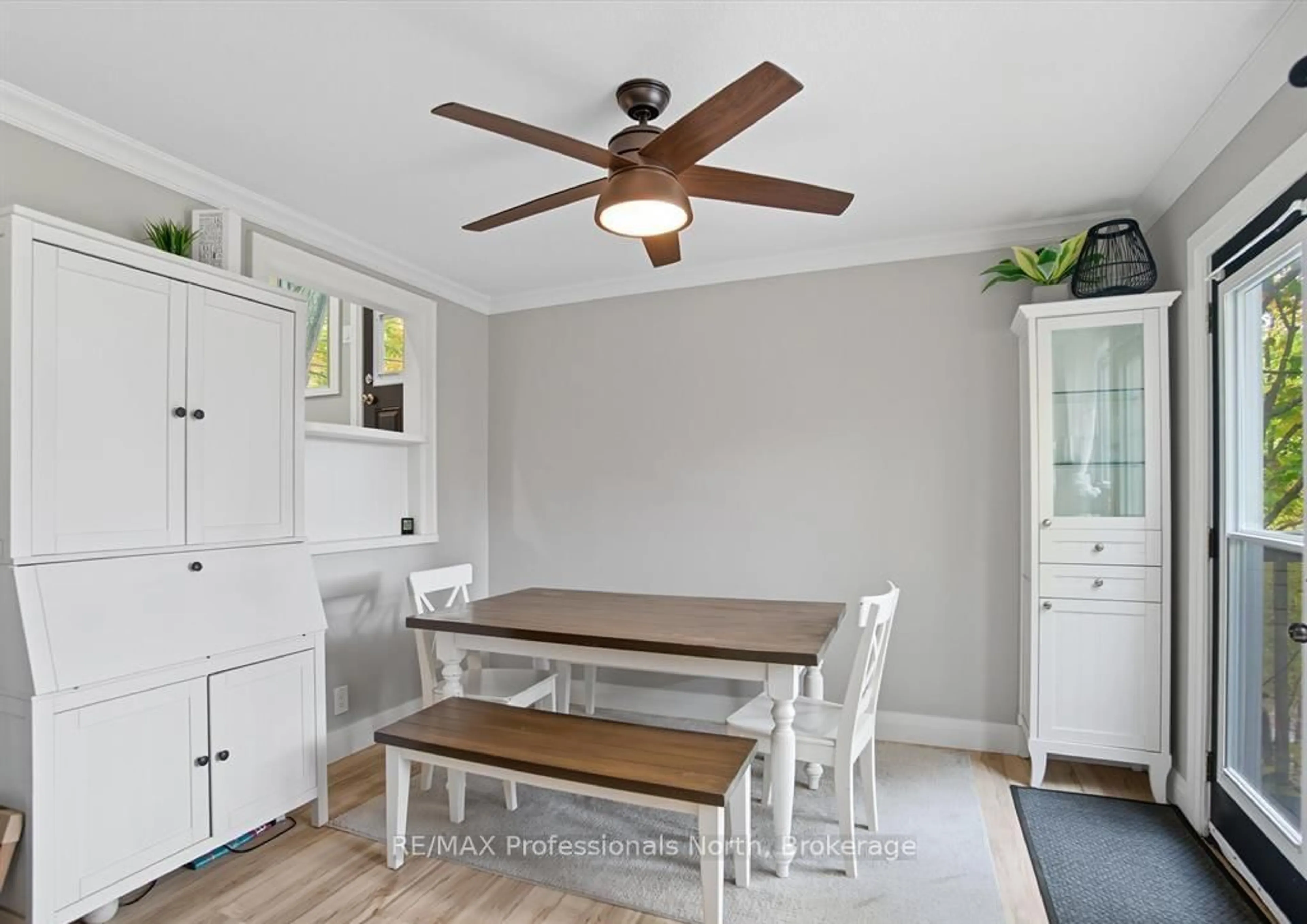 Dining room, unknown for 1755 Skyline Dr, Huntsville Ontario P1H 1A7