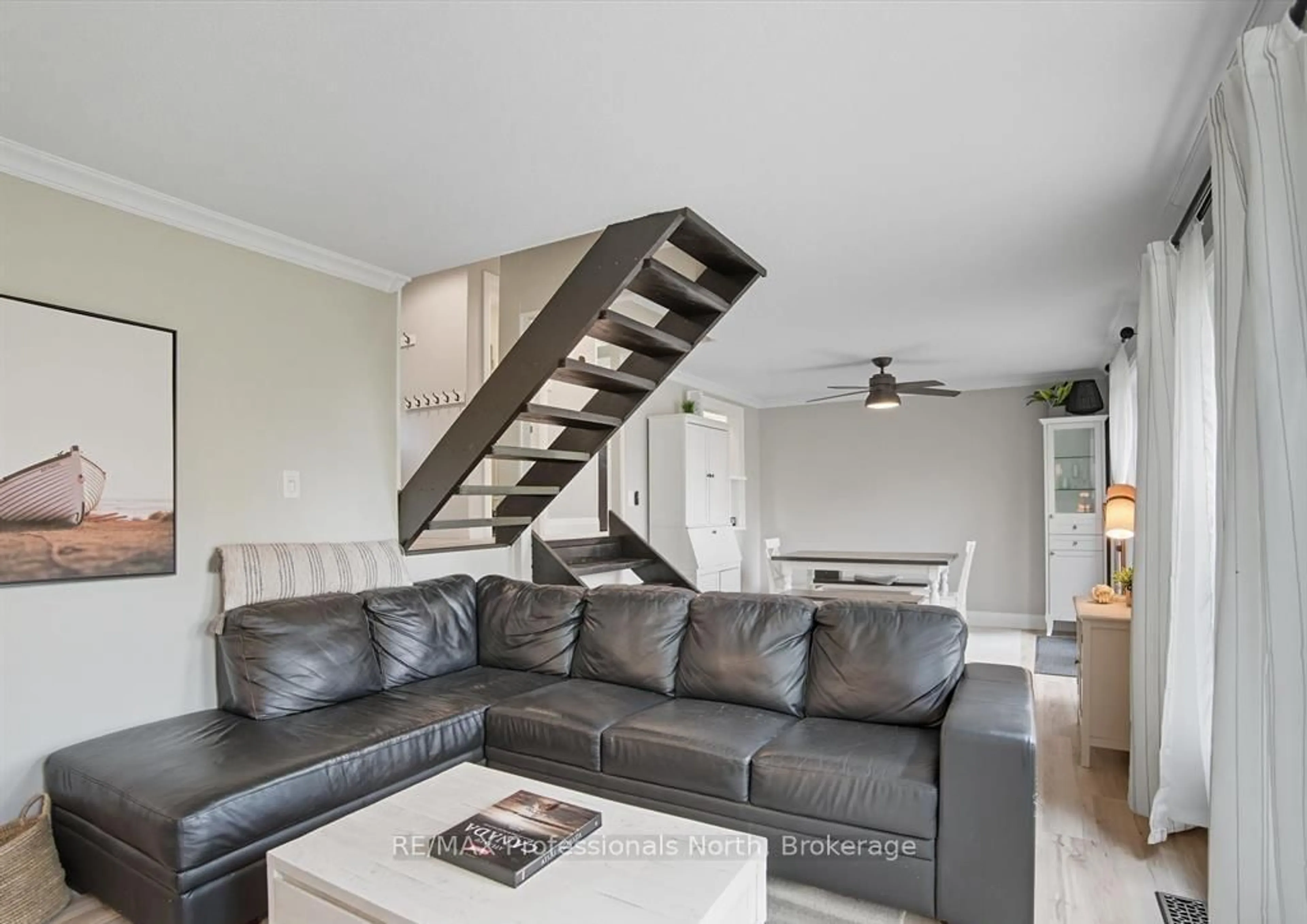 Living room with furniture, unknown for 1755 Skyline Dr, Huntsville Ontario P1H 1A7