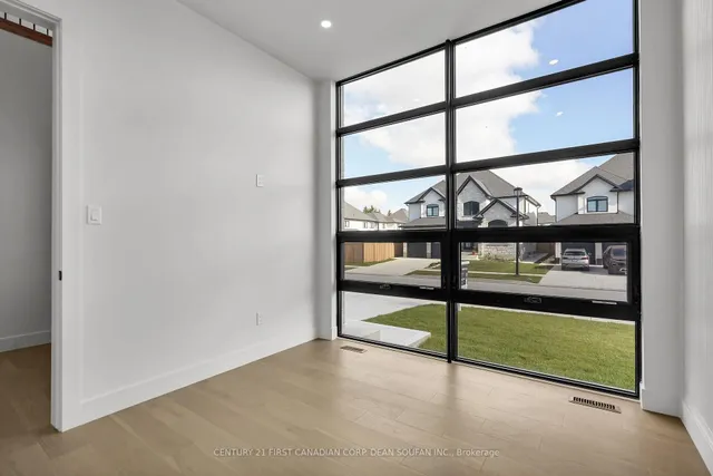 7132 SILVER CREEK Circ, London South 4