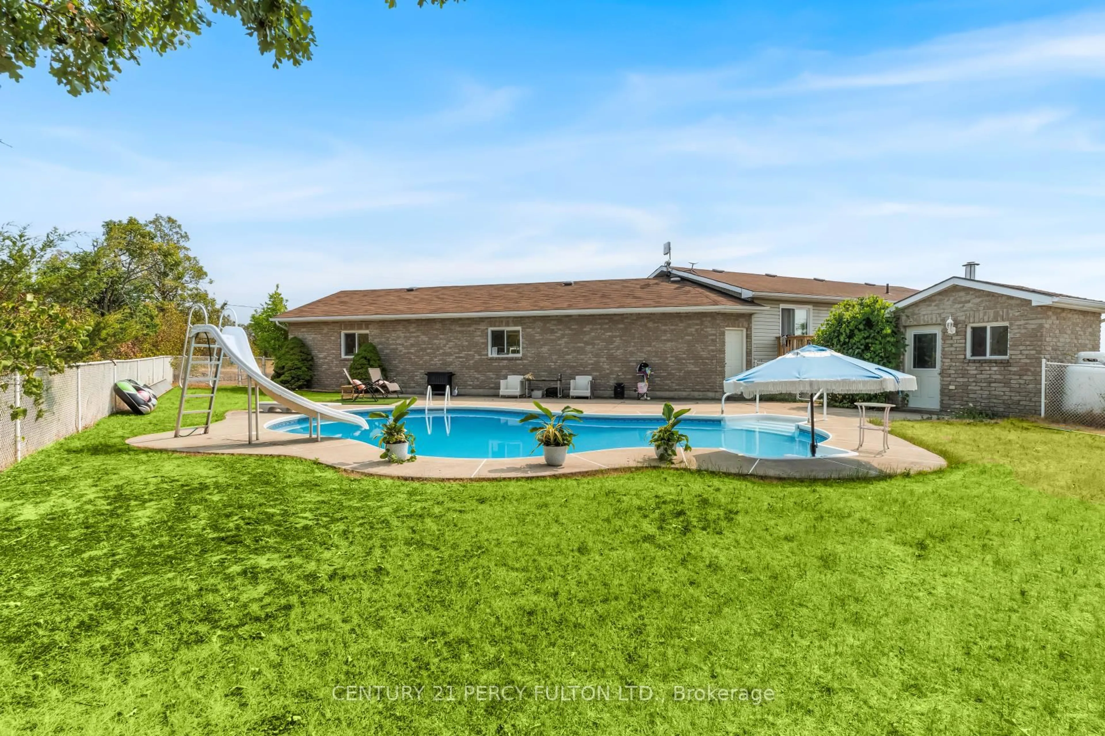 Pool for 2121 Enright Rd, Shannonville Ontario K0K 2N0