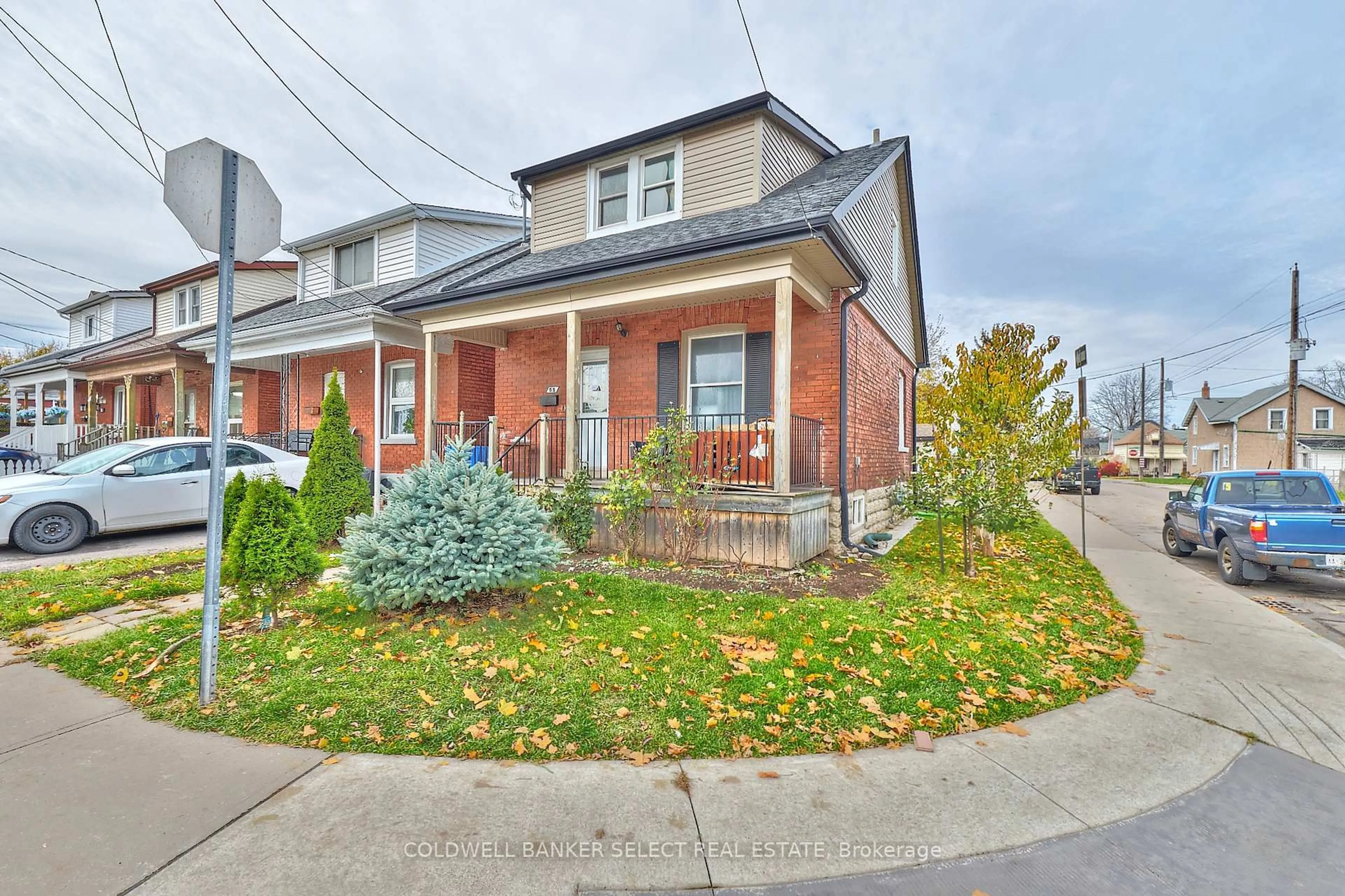 Home with brick exterior material, street for 55 Frederick Ave, Hamilton Ontario L8H 4K5