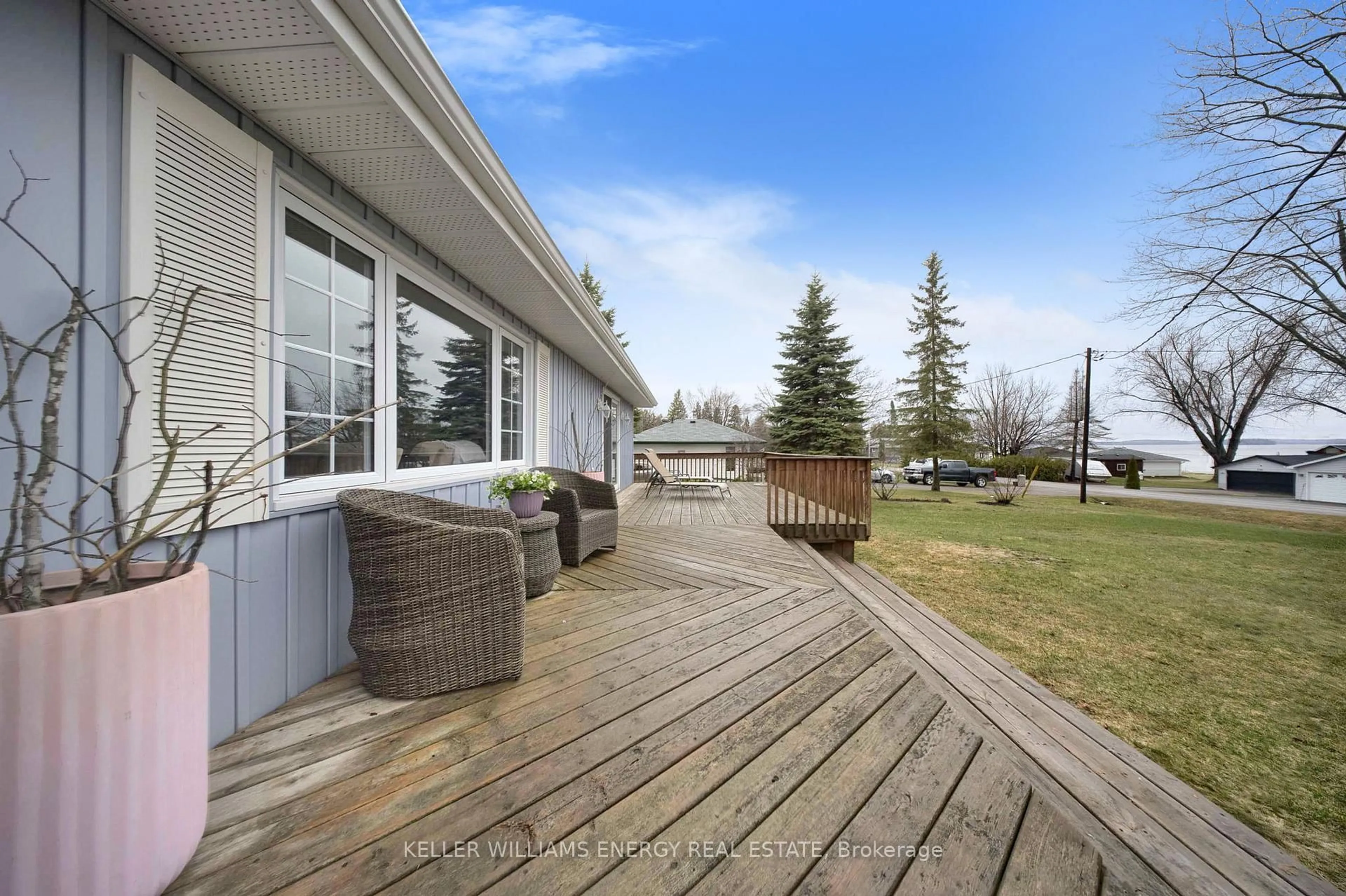 Patio, water/lake/river/ocean view for 251 Lakeshore Dr, Kawartha Lakes Ontario K0A 1M0