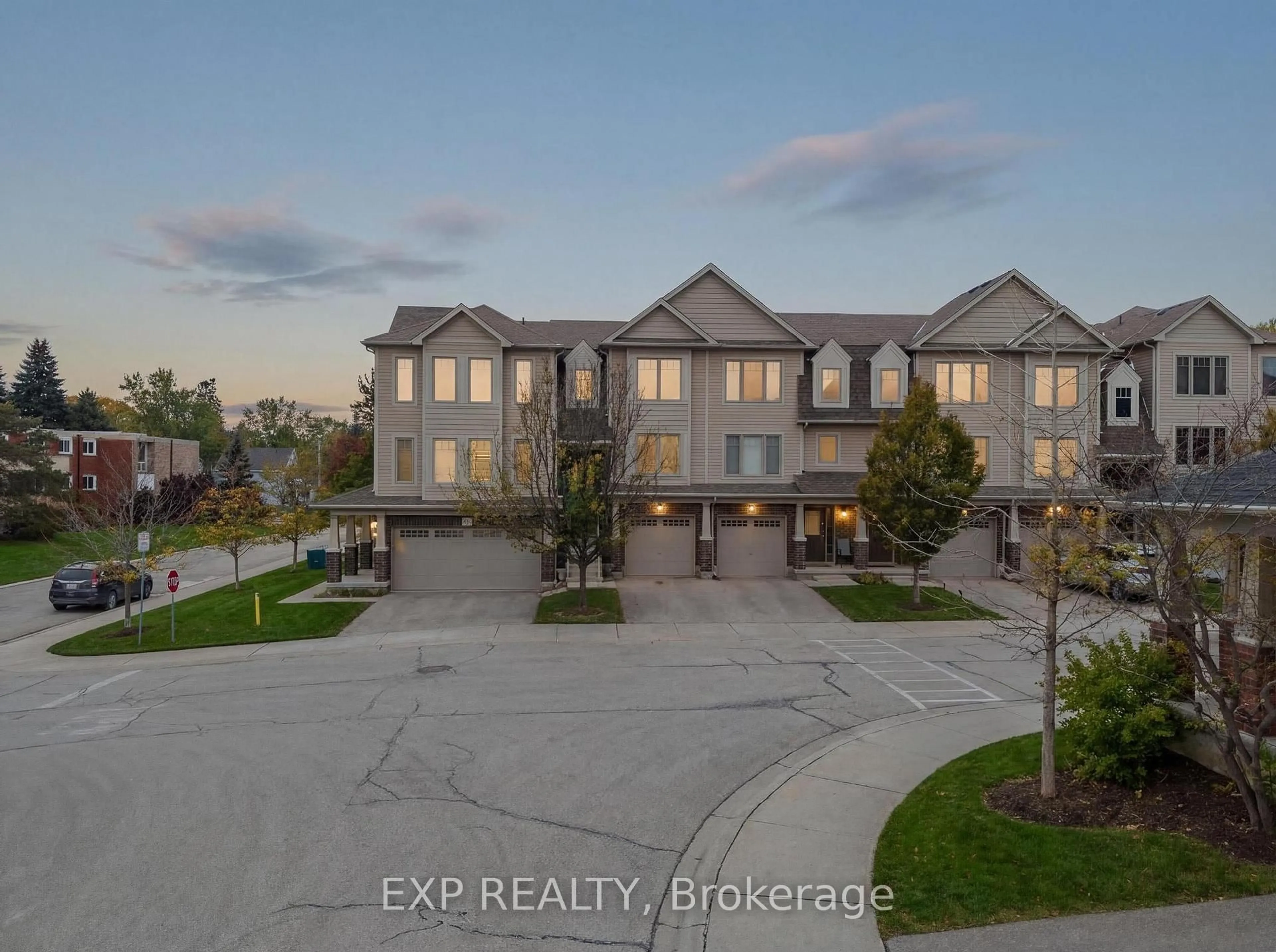 A pic from outside/outdoor area/front of a property/back of a property/a pic from drone, street for 750 Lawrence St #88, Cambridge Ontario N3H 0A9
