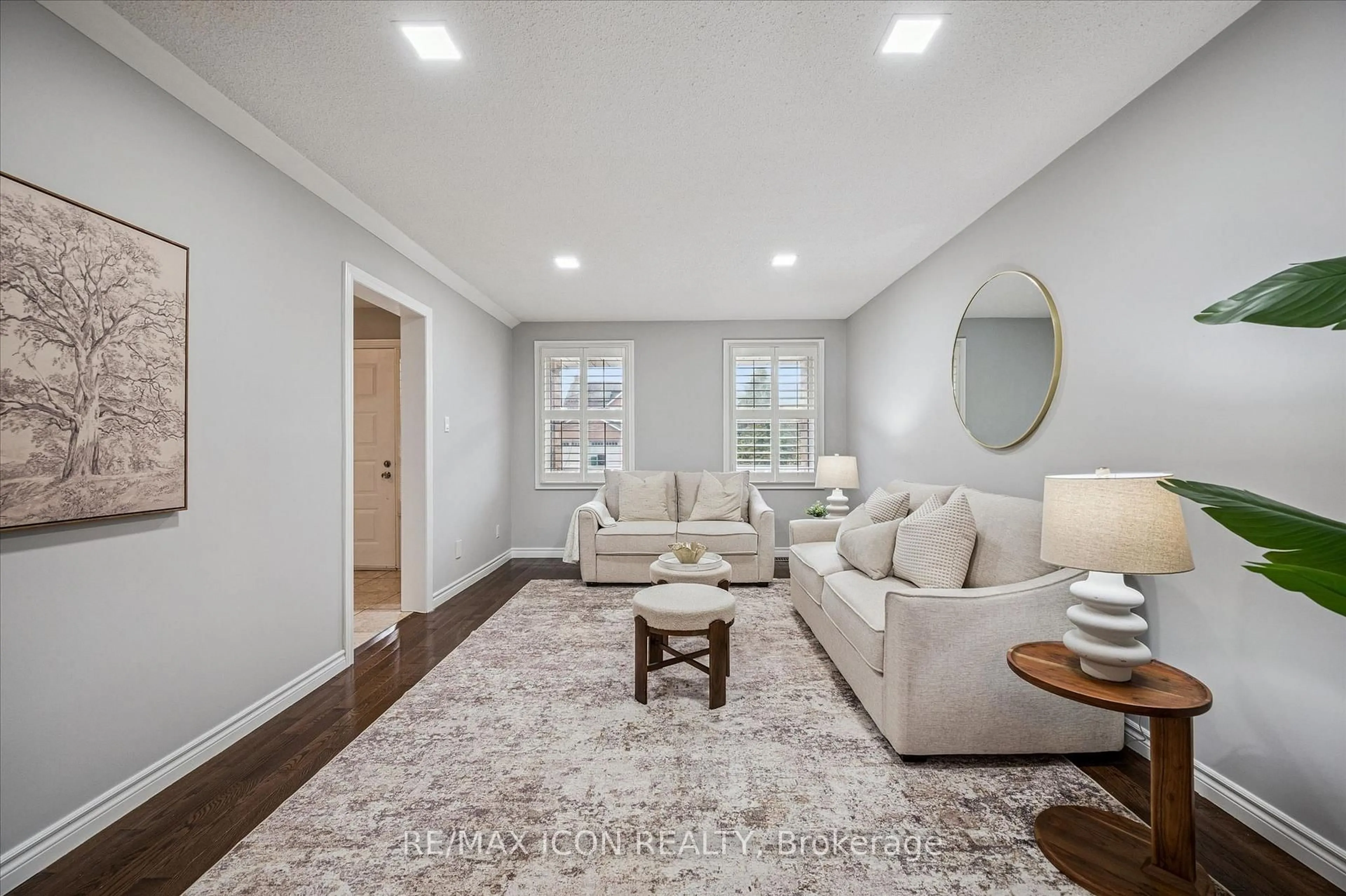 Living room with furniture, unknown for 59 Bayne Cres, Cambridge Ontario N1T 1E2