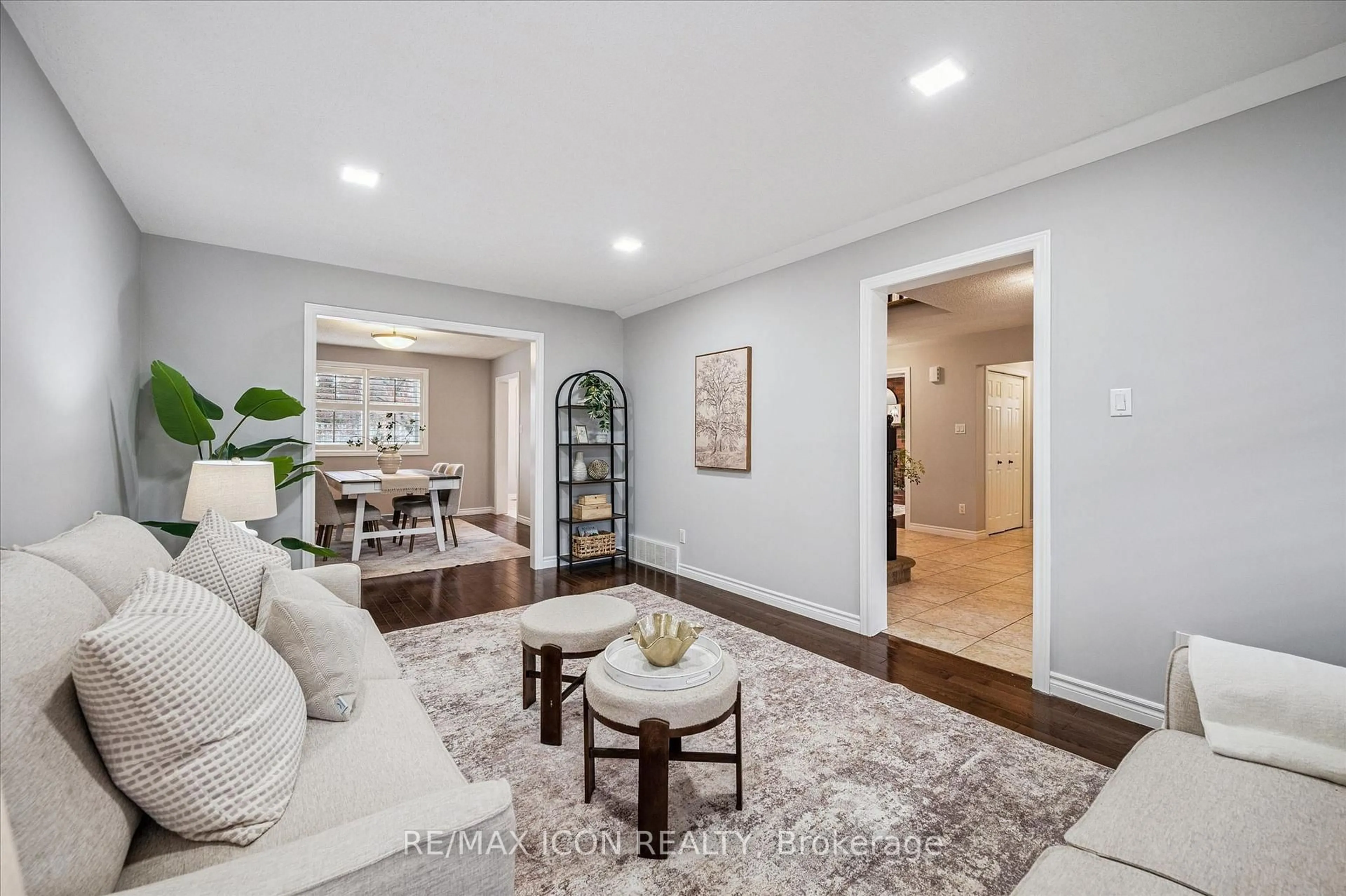 Living room with furniture, unknown for 59 Bayne Cres, Cambridge Ontario N1T 1E2