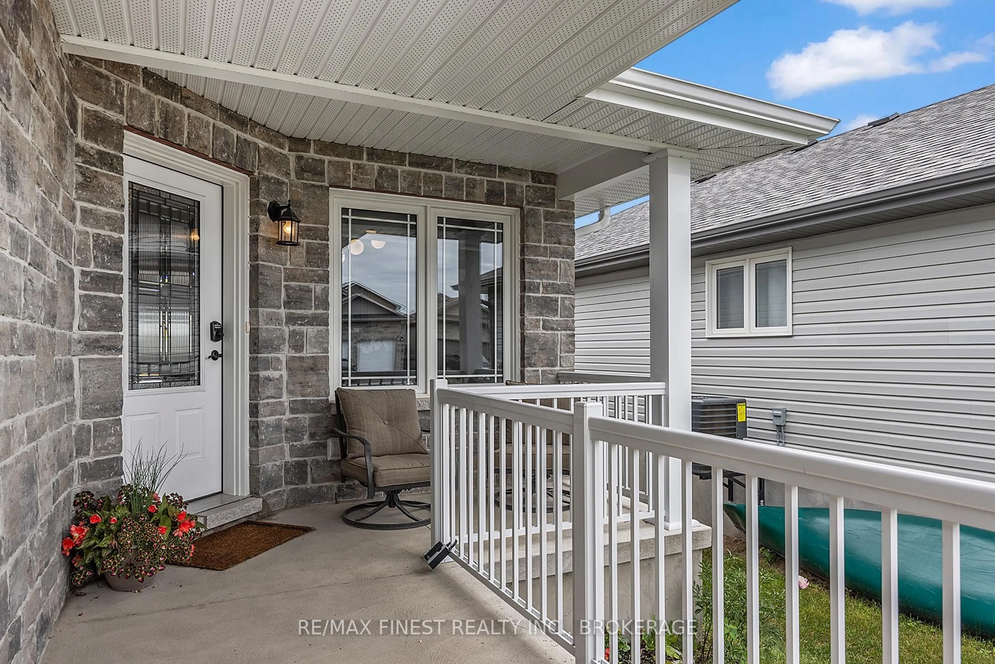 Unknown for 142 Brennan Cres, Bissett Creek Ontario K0H 2H0