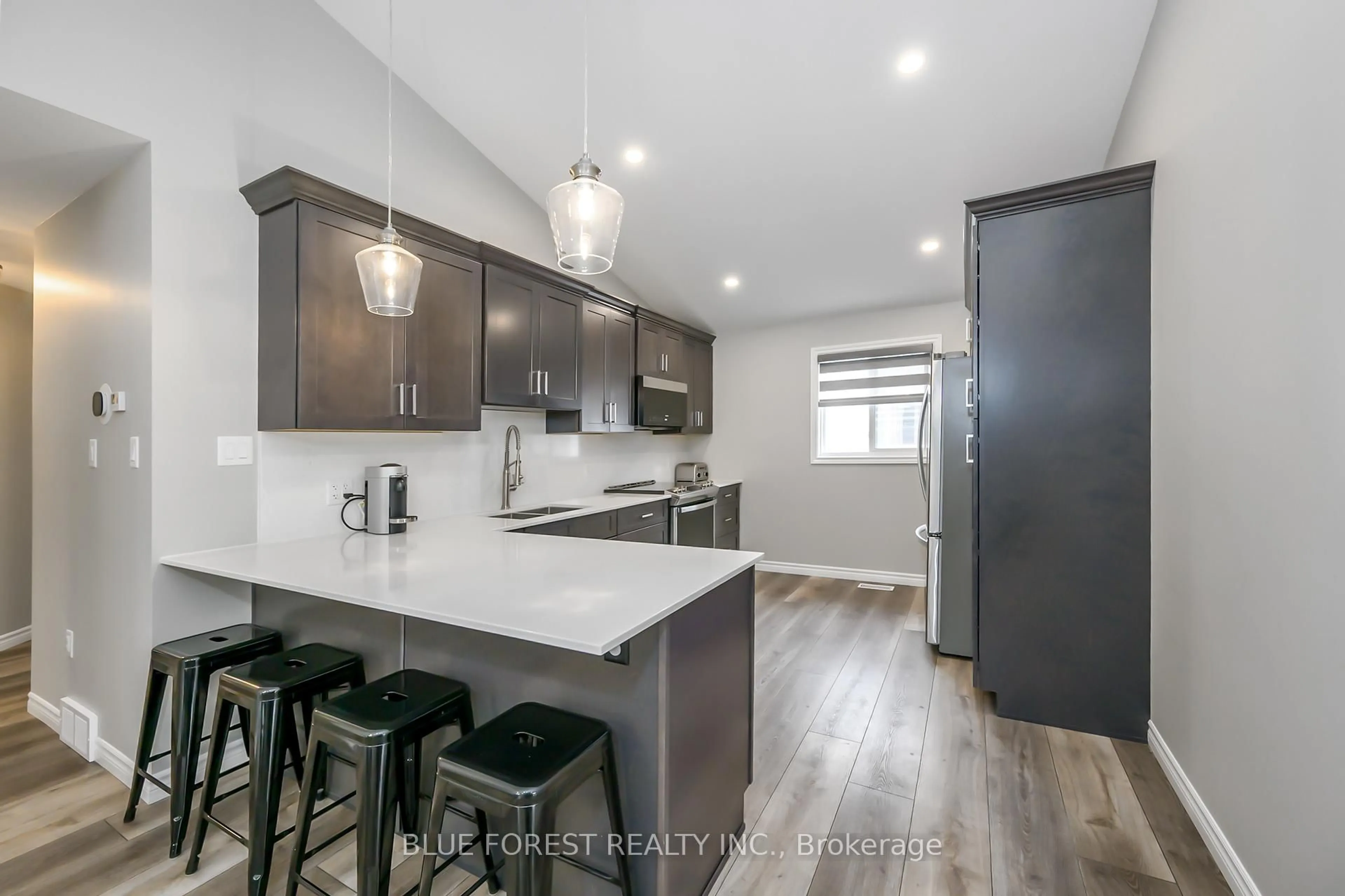 Open concept kitchen, unknown for 45 Kingsbridge St, London East Ontario N5V 4S9