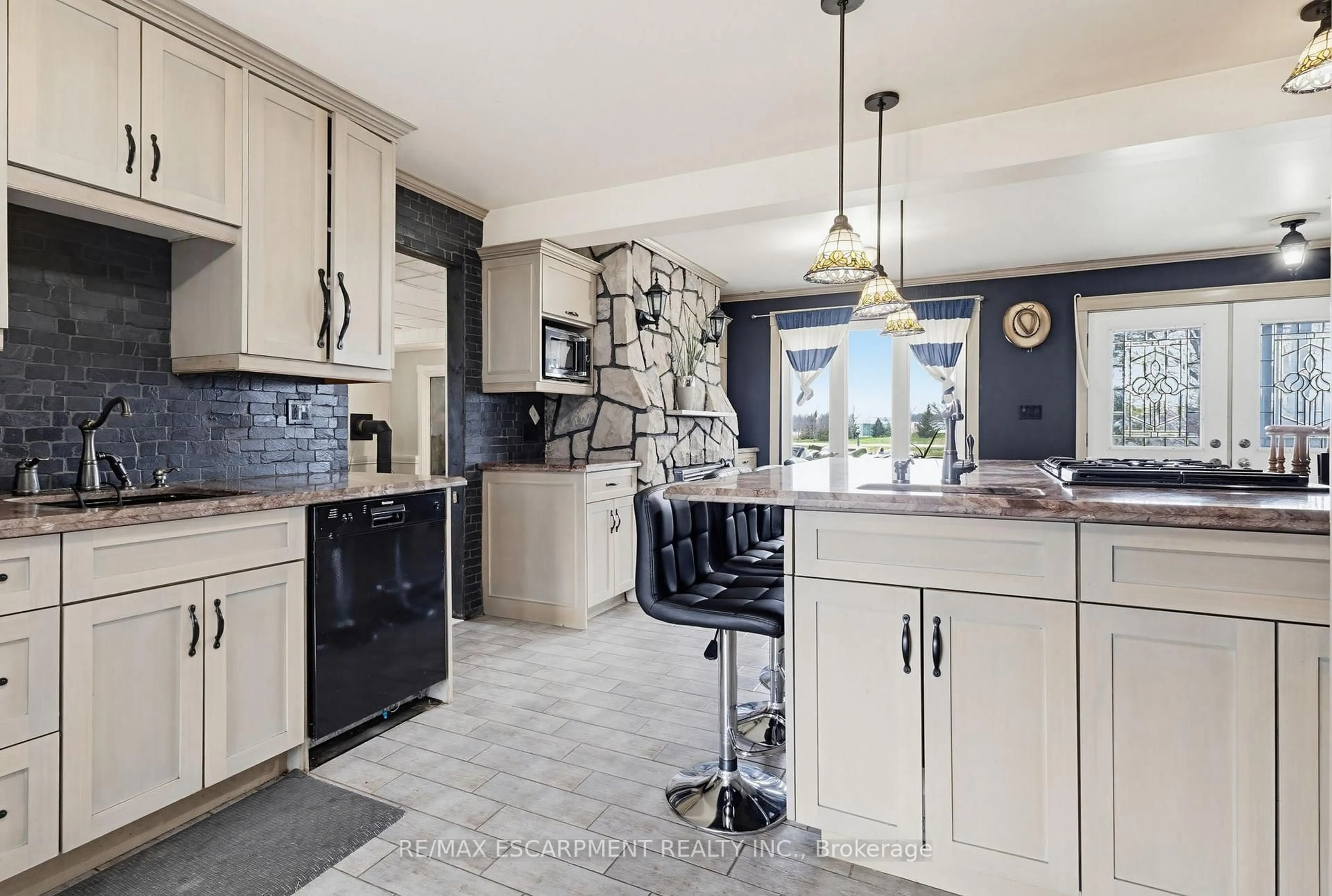 Contemporary kitchen, ceramic/tile floor for 6816 Regional Road 65, West Lincoln Ontario L0R 2A0