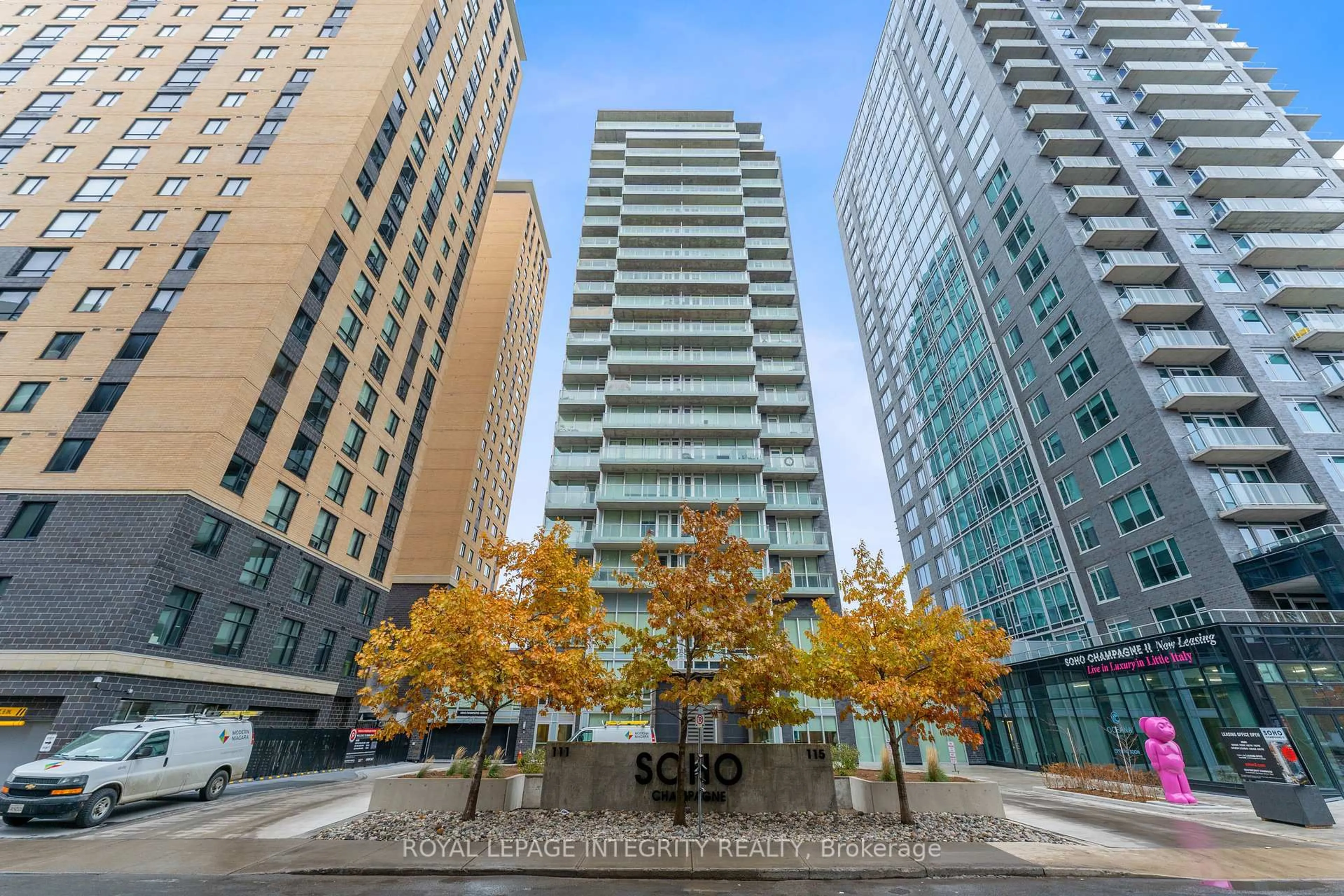 Unknown for 111 Champagne Ave #401, Ottawa Ontario K1S 5V3