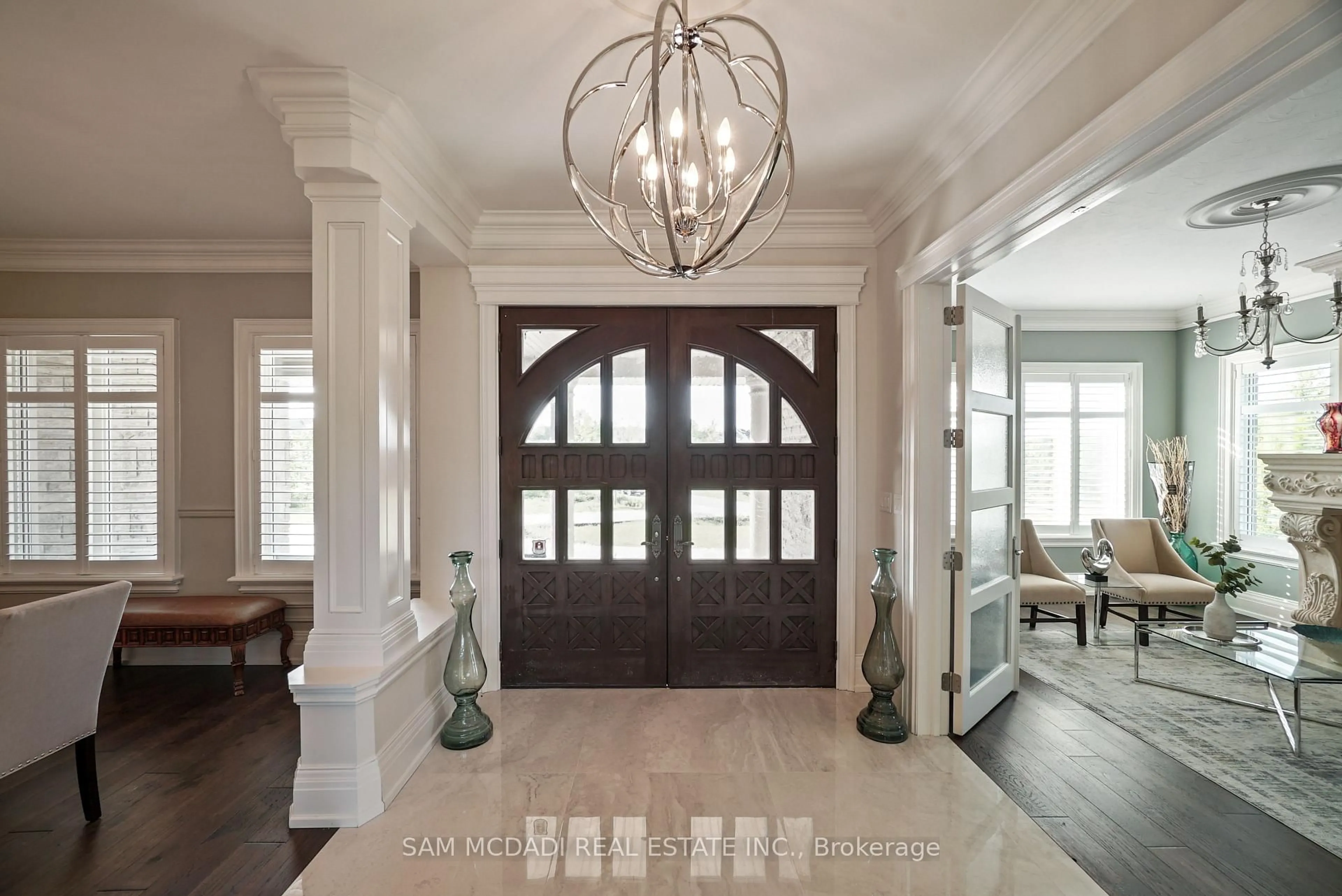 Indoor entryway for 119 Ishwar Dr, Georgian Bluffs Ontario N0H 1S0