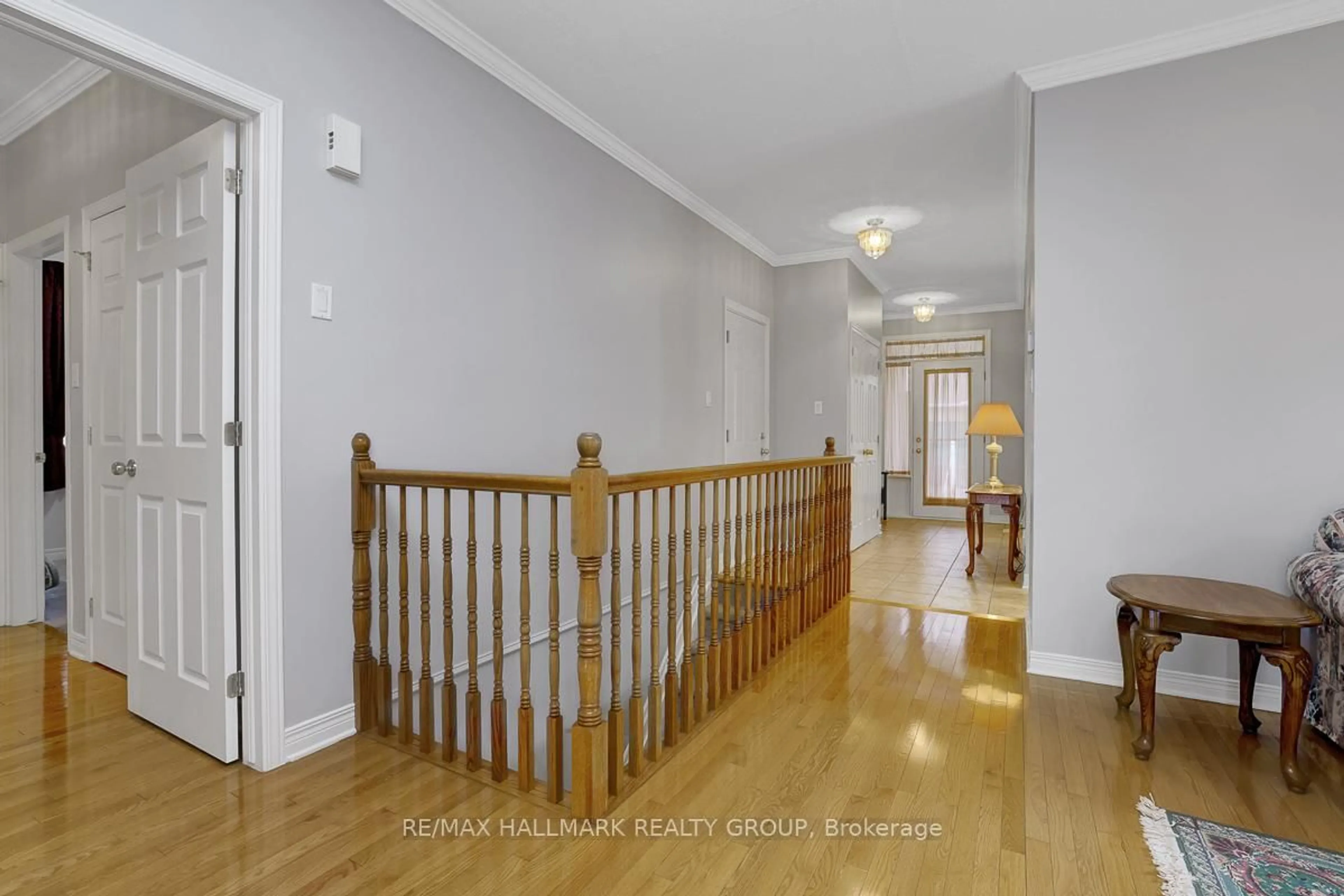 Indoor foyer for 853 Swallowtail Cres, Ottawa Ontario K4A 4M5