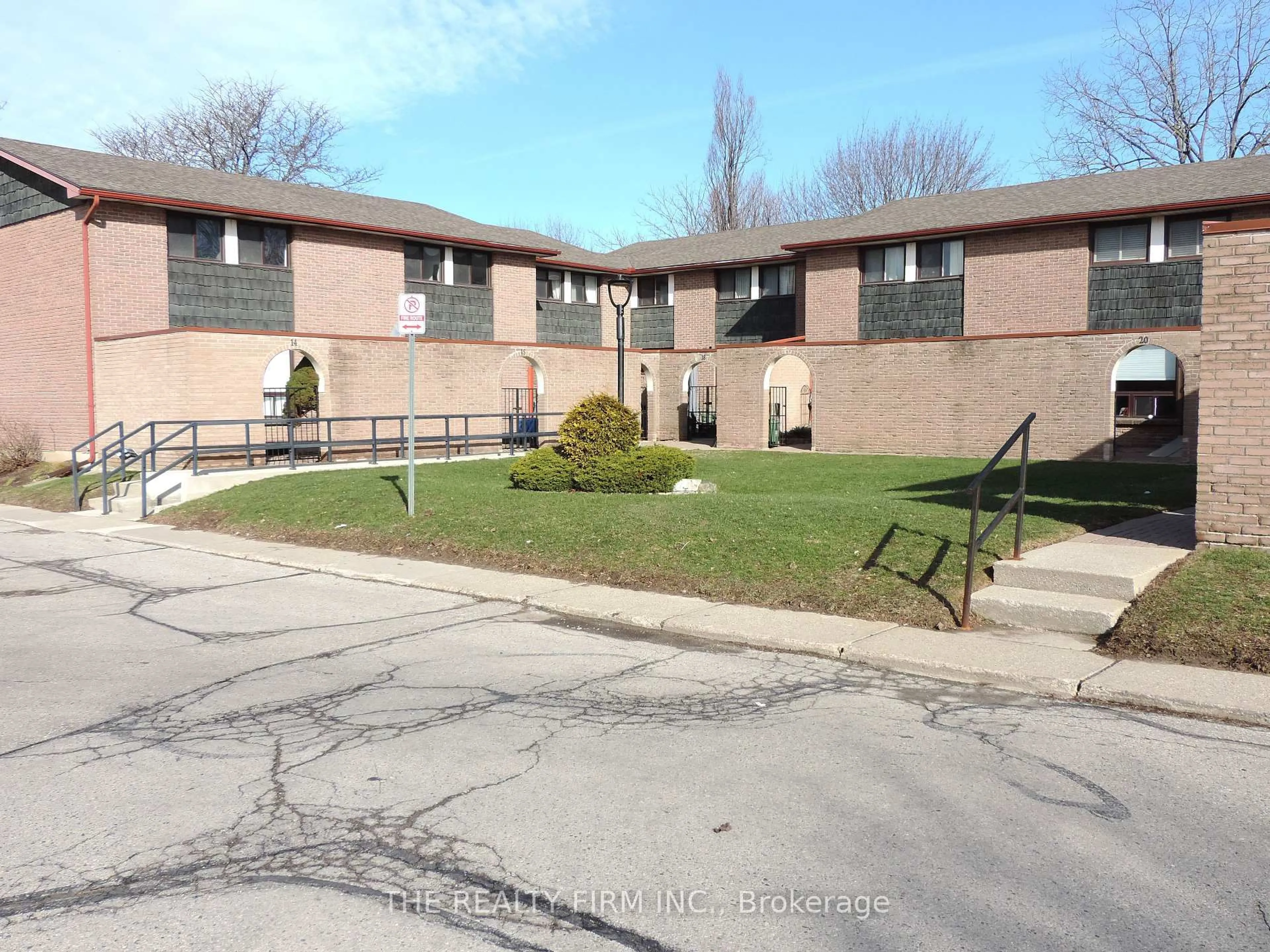 Unknown for 474 Southdale Rd #33, London South Ontario N6E 1A4