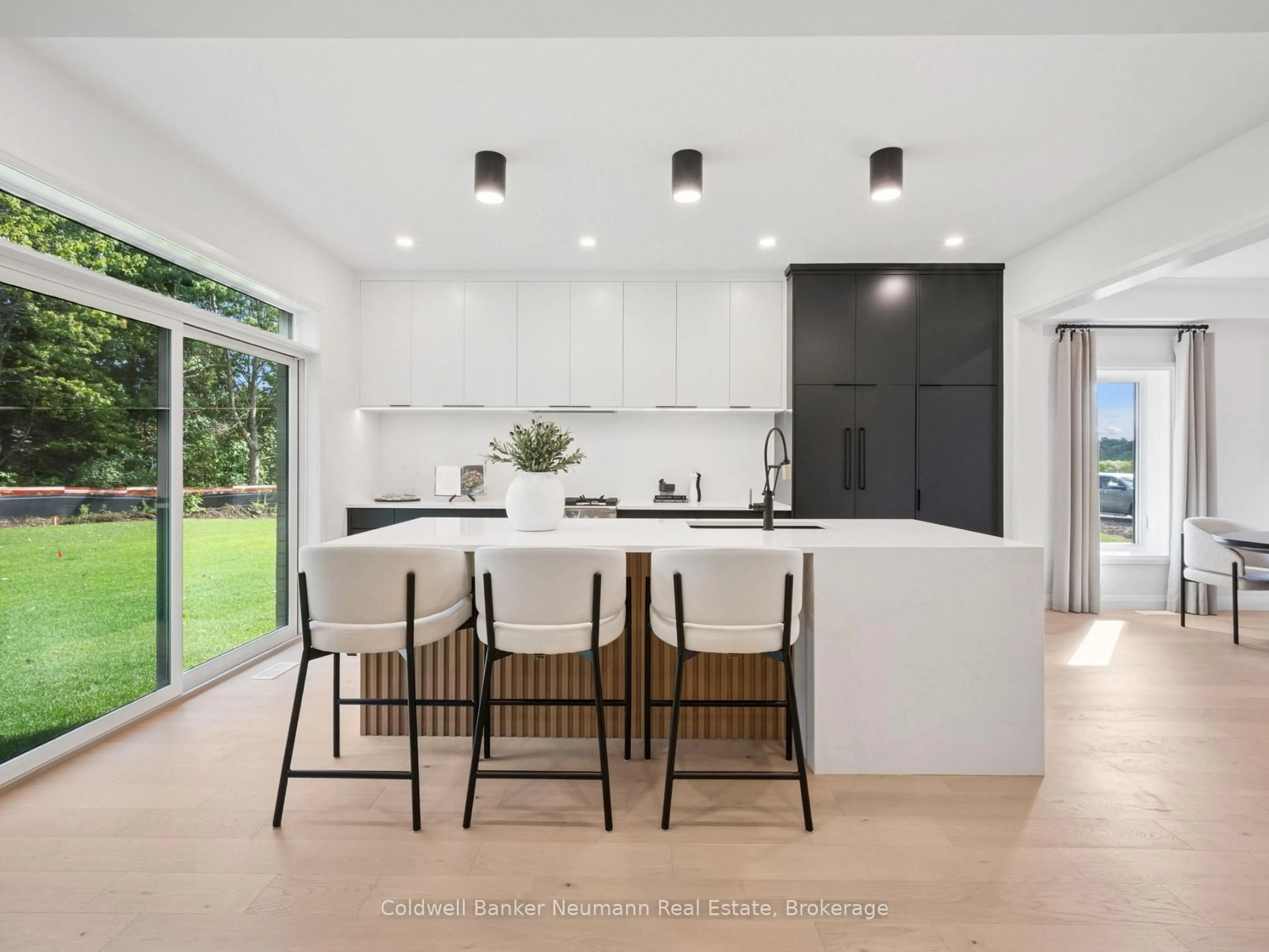 Contemporary kitchen, unknown for 48 Allegro Common, Cambridge Ontario N3C 1A5