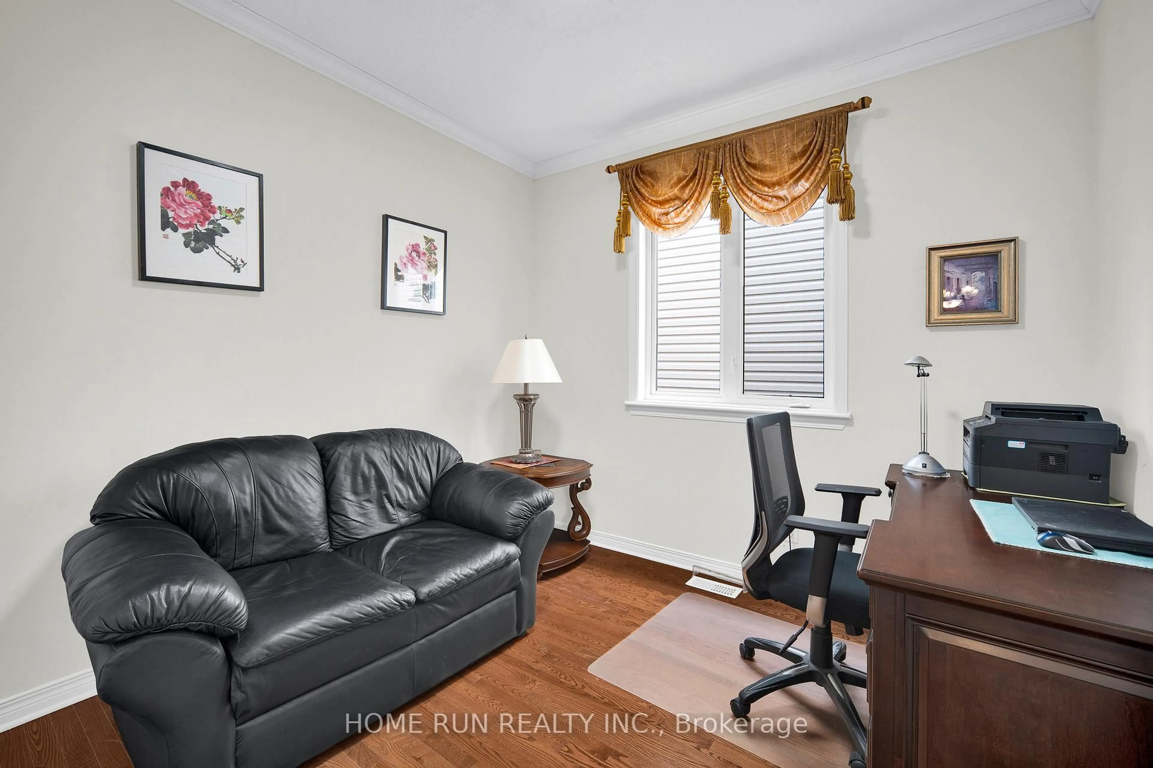 A pic of a room for 106 Portrush Ave, Ottawa Ontario K2J 5J2