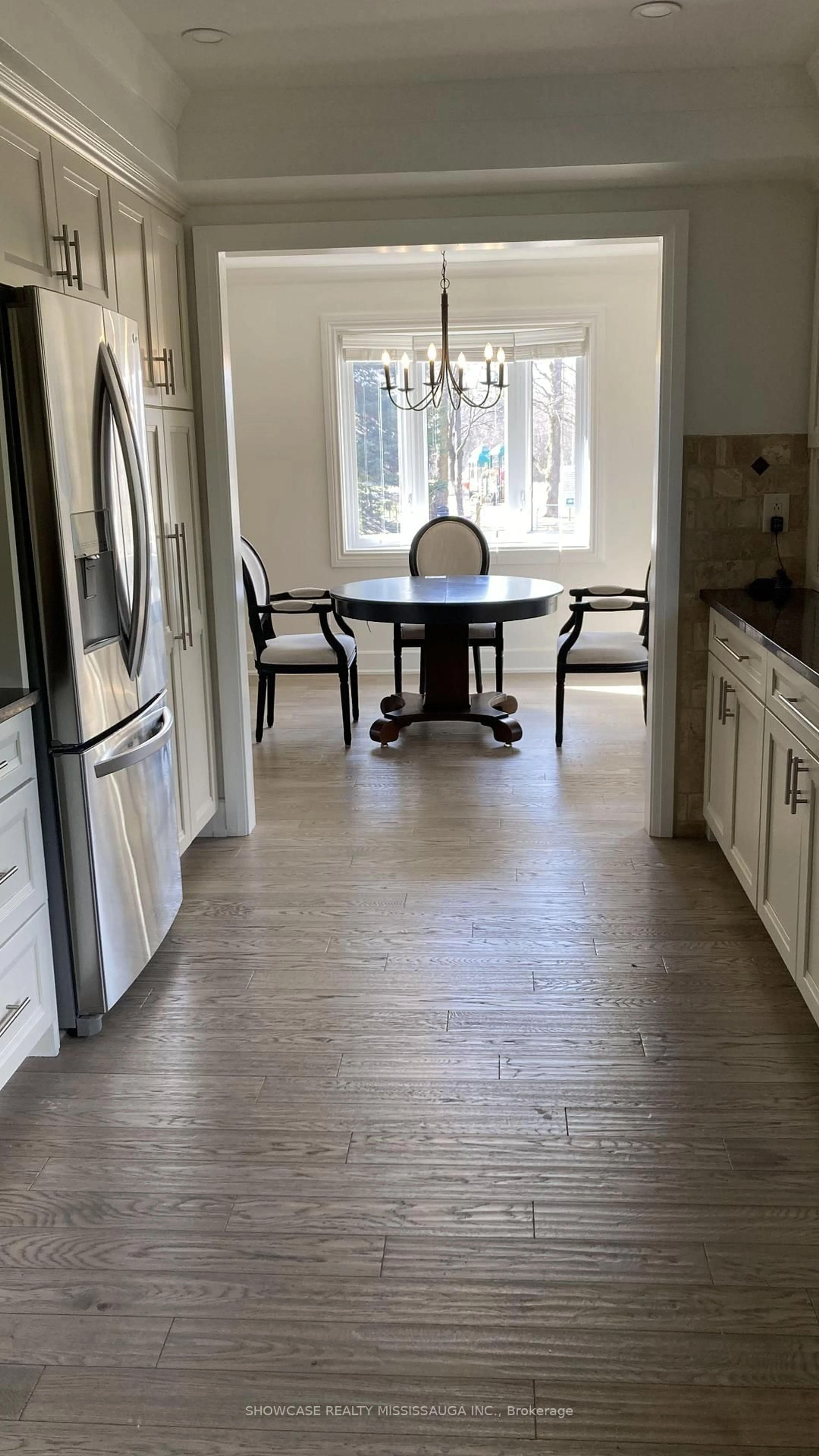 Open concept kitchen, unknown for 2 Old Oak Lane, Mono Ontario L9W 4B1