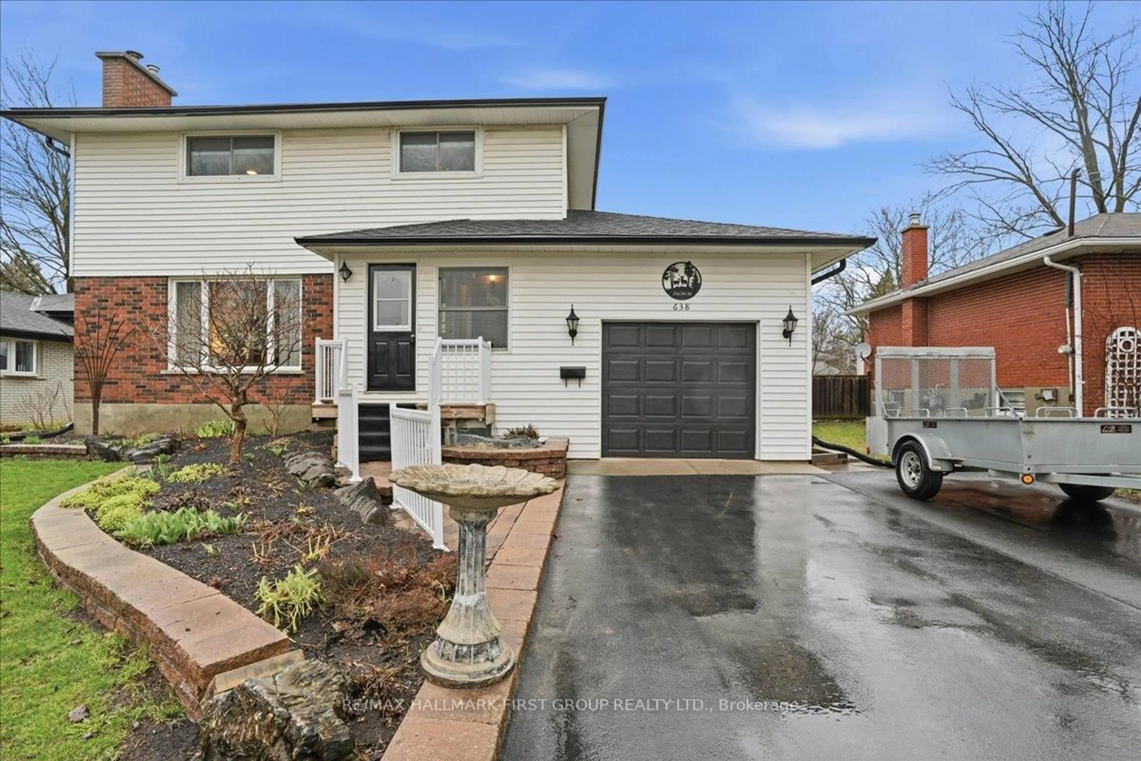 Home with brick exterior material, street for 638 Bridge St, Belleville Ontario K8N 1S5