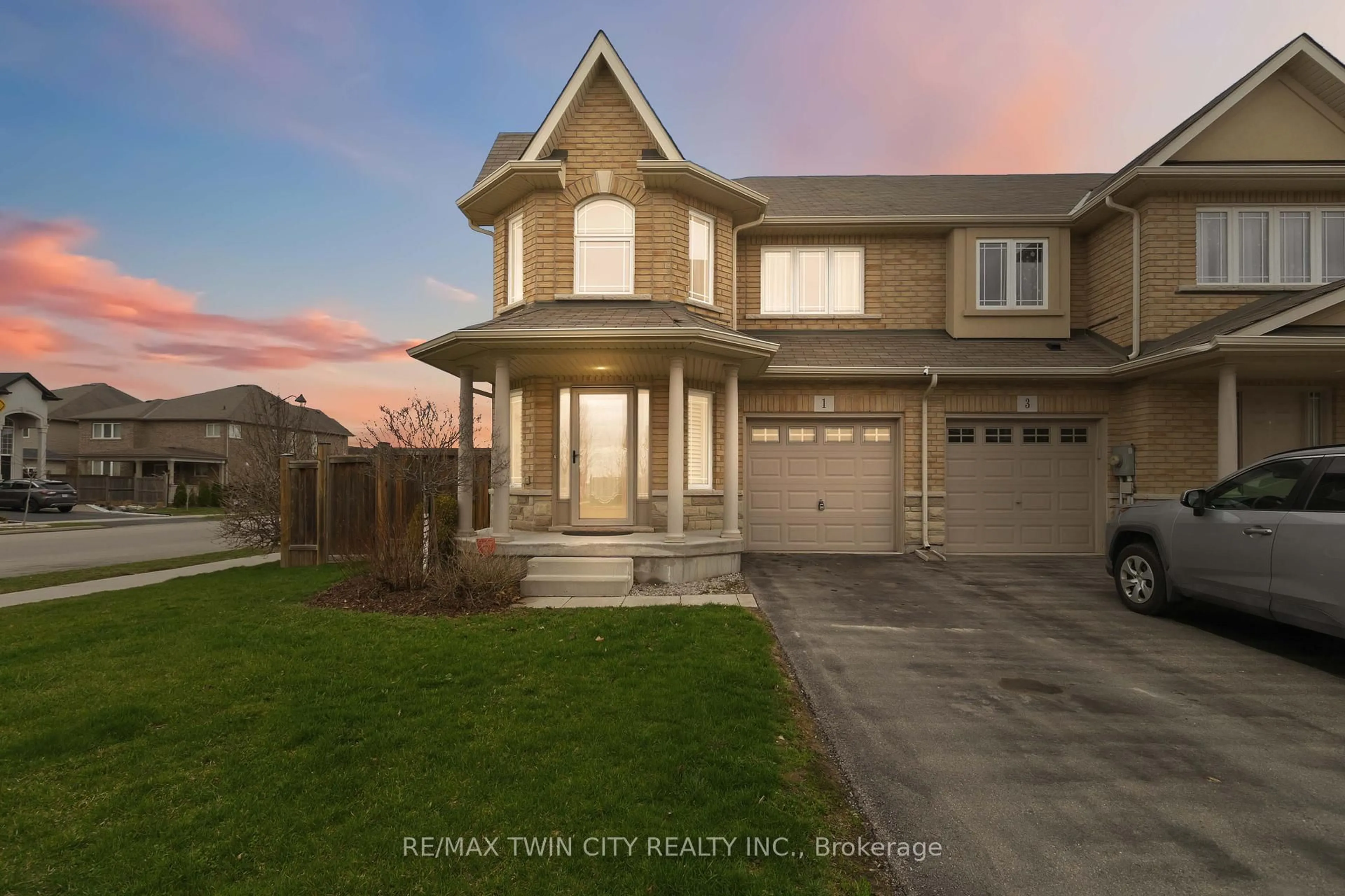 Home with vinyl exterior material, street for 1 Charleswood Cres, Hamilton Ontario L0R 1P0