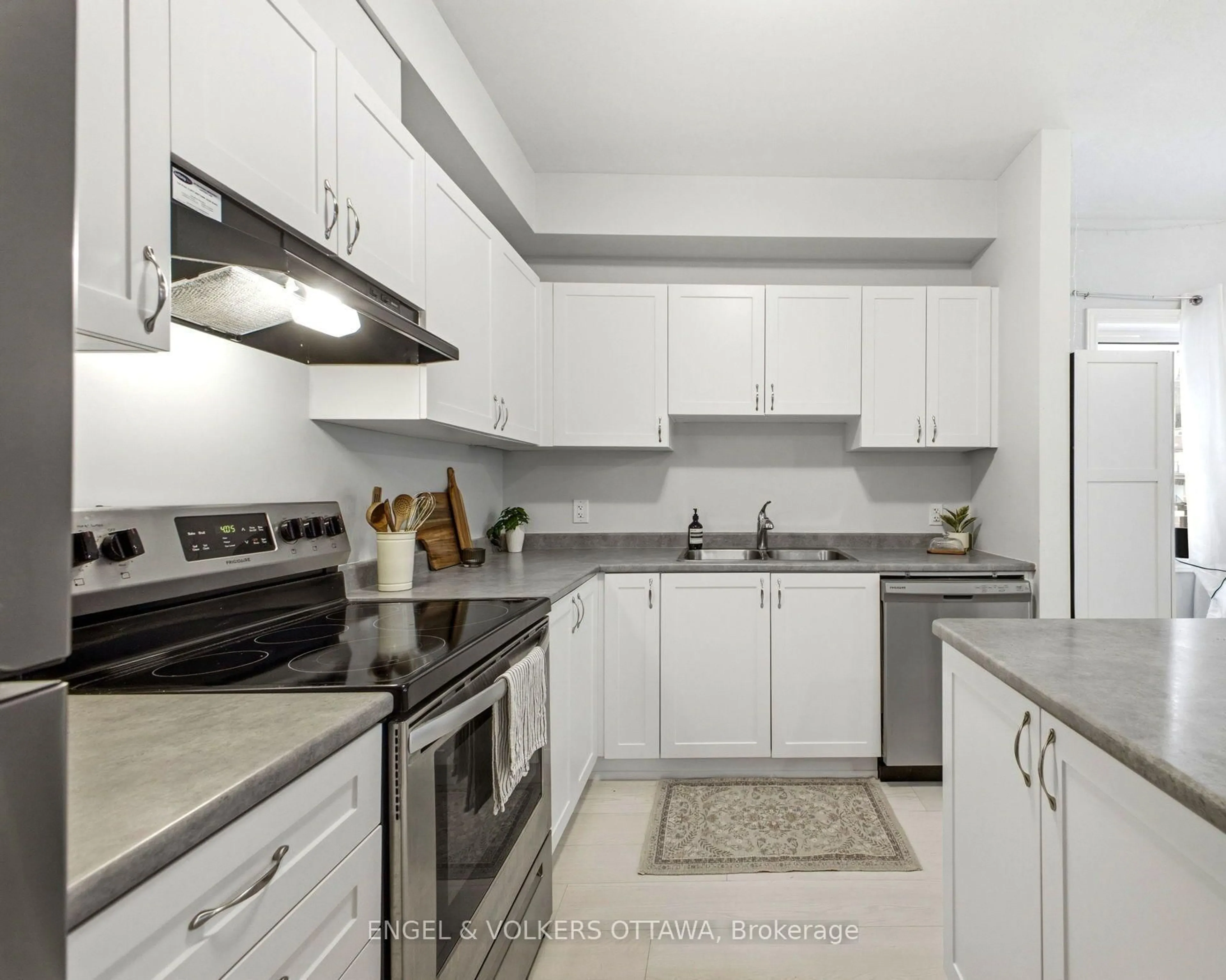 Standard kitchen, unknown for 149 Anthracite Private #44, Ottawa Ontario K2J 7C8