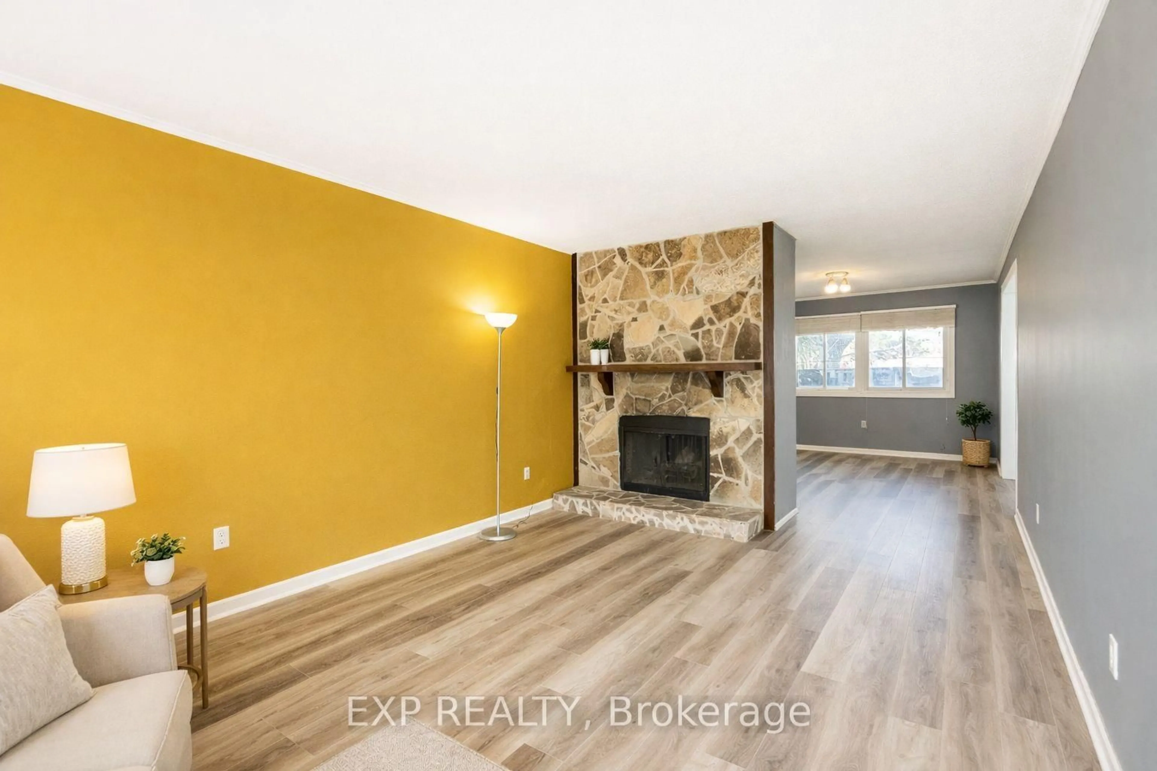 Unknown for 121 University Ave #102, Waterloo Ontario N2J 4J1