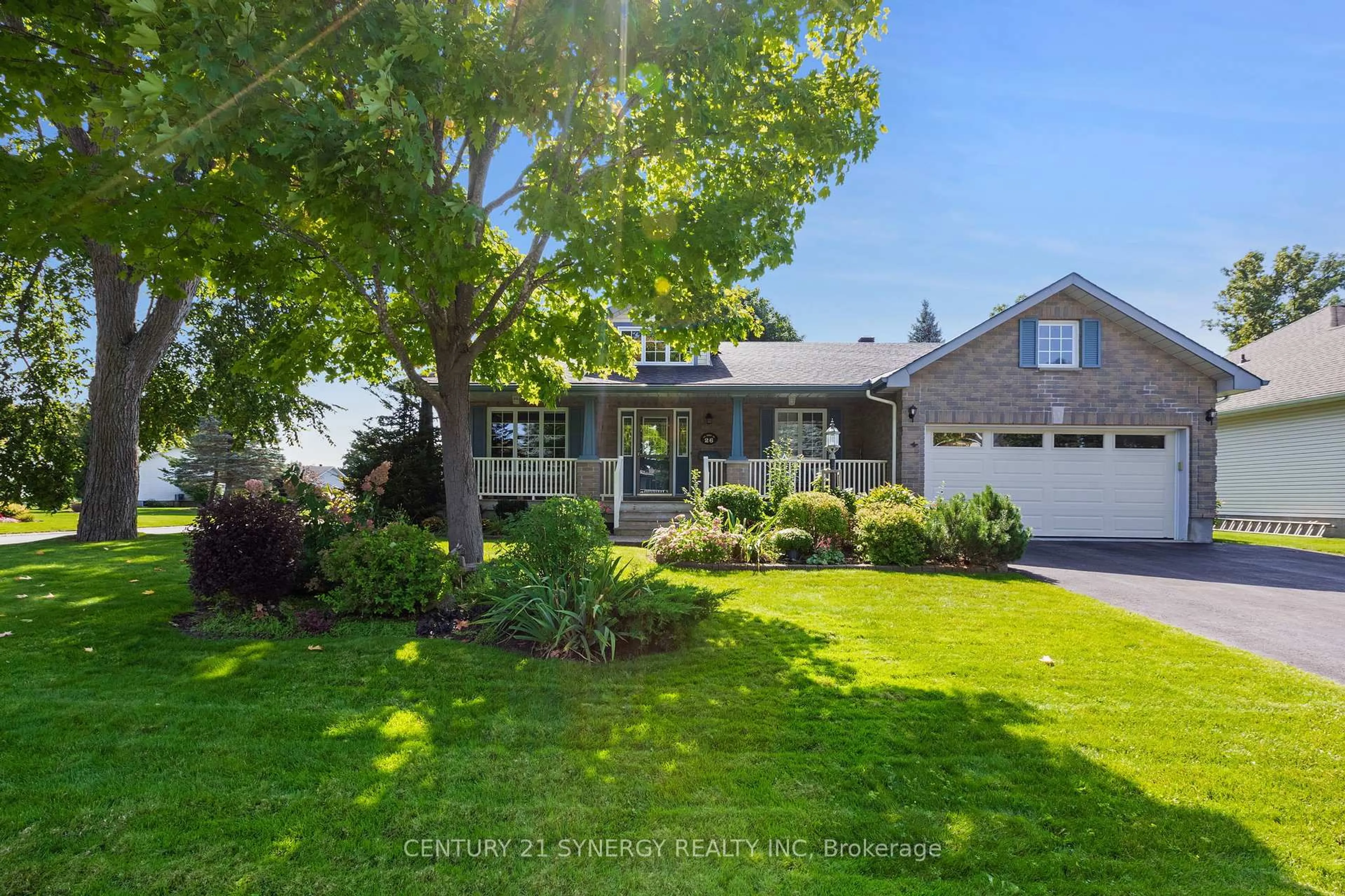 A pic from outside/outdoor area/front of a property/back of a property/a pic from drone, street for 26 Moore St, Richmond Ontario K0A 2Z0
