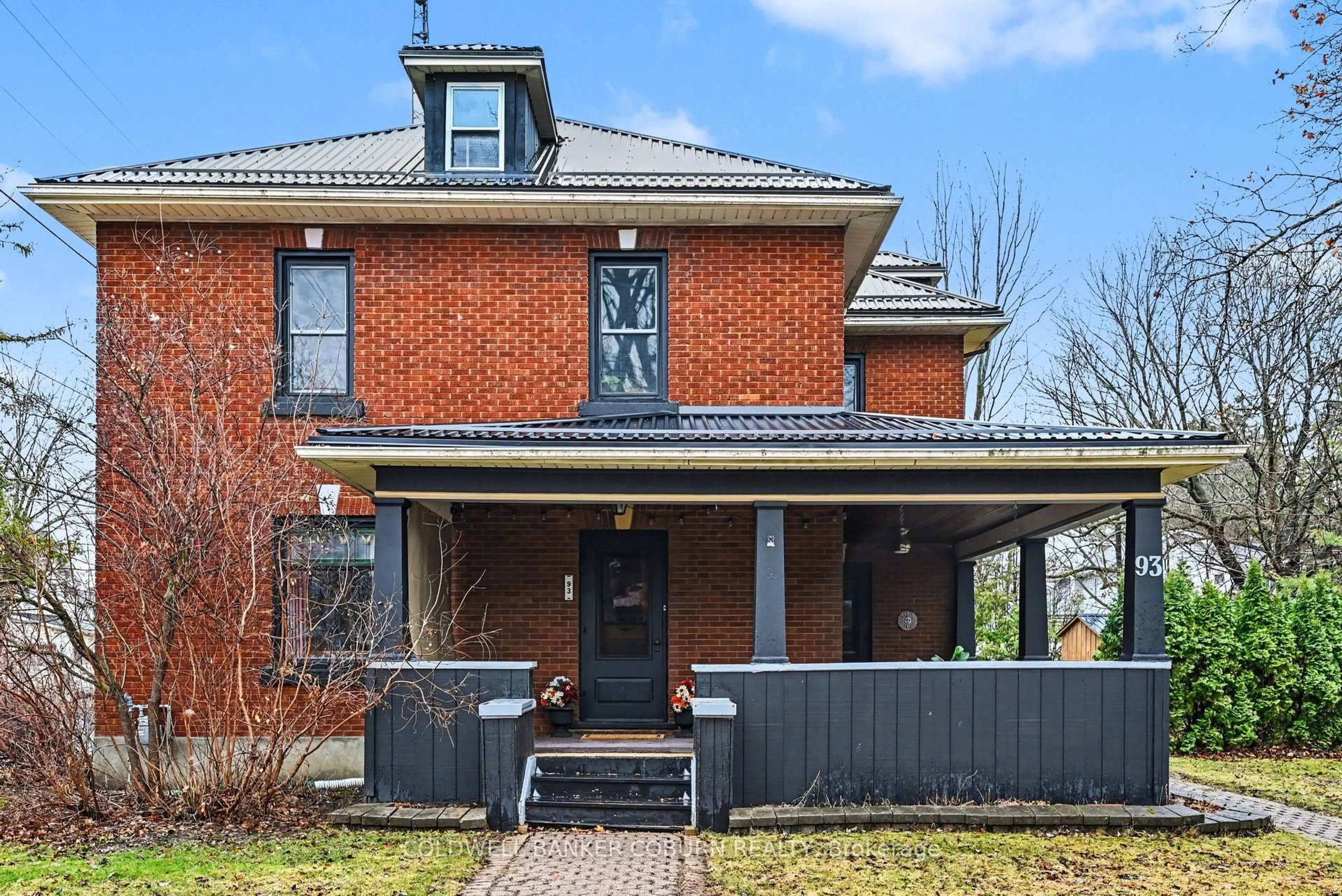Home with brick exterior material, street for 93 King St, North Dundas Ontario K0C 1H0