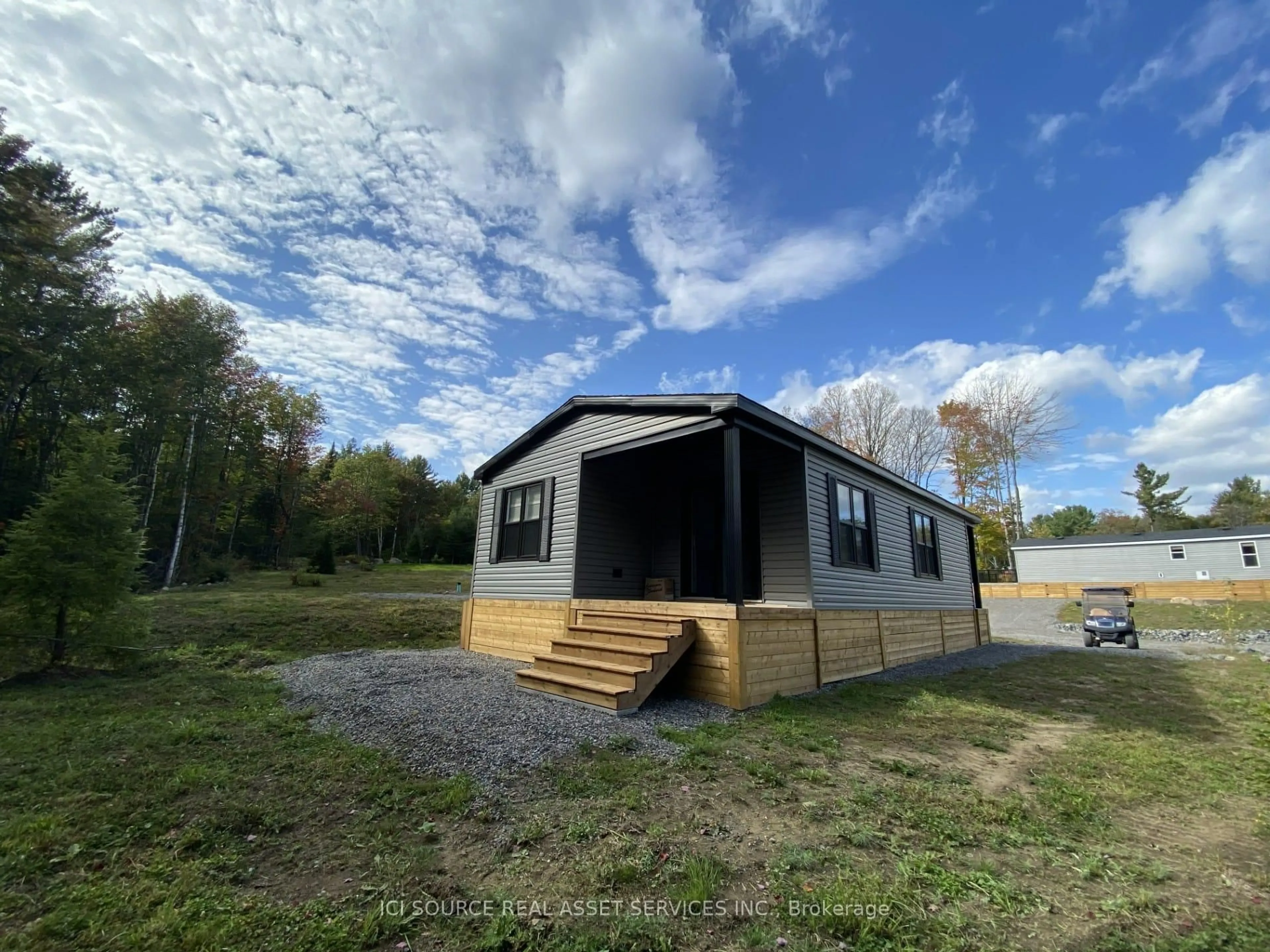 Shed for 1047 Bonnie Lake Camp Rd #LKR059, Bracebridge Ontario P1L 1W9