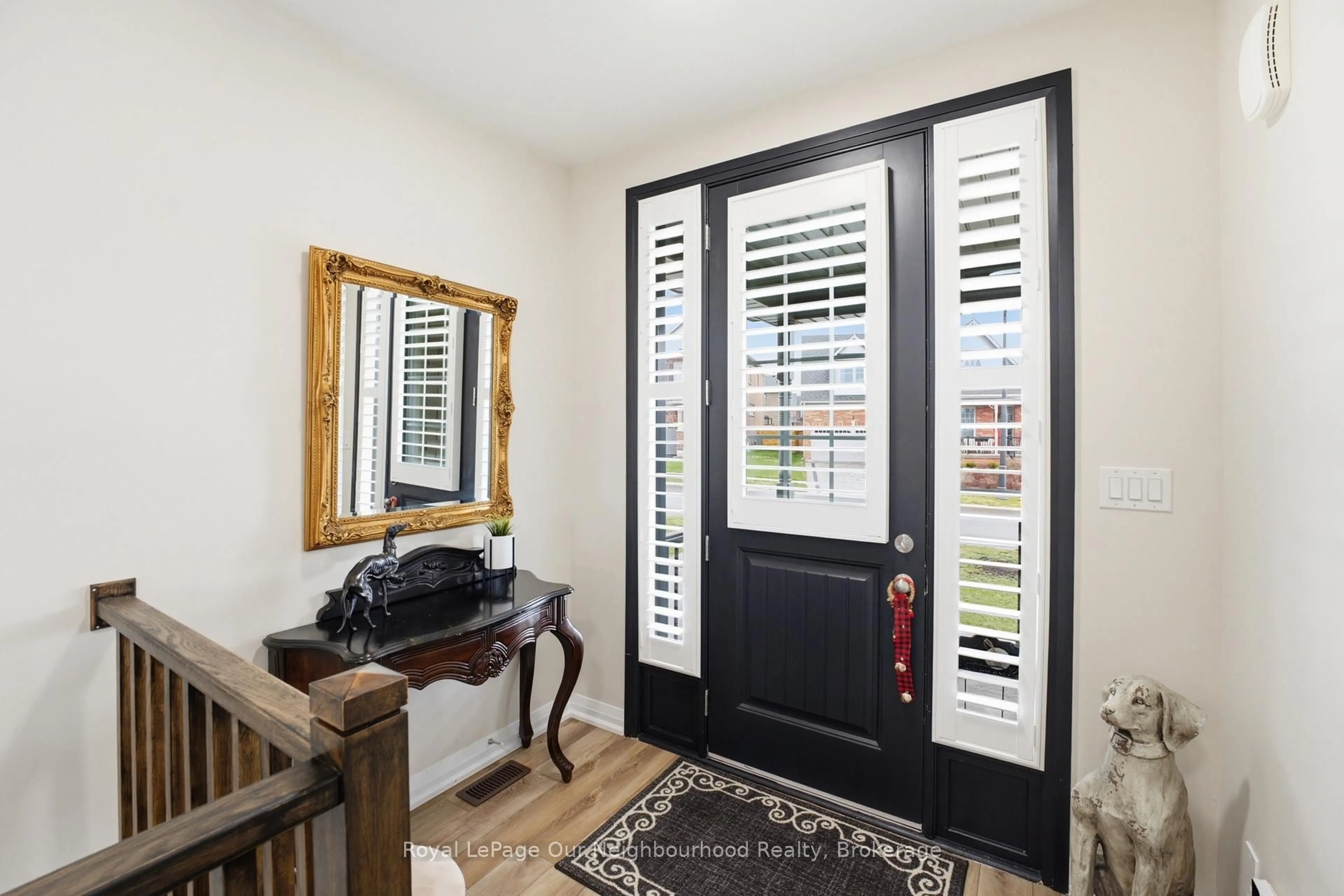 Indoor entryway for 6 FAIRHURST St, Port Hope Ontario L1A 0E4