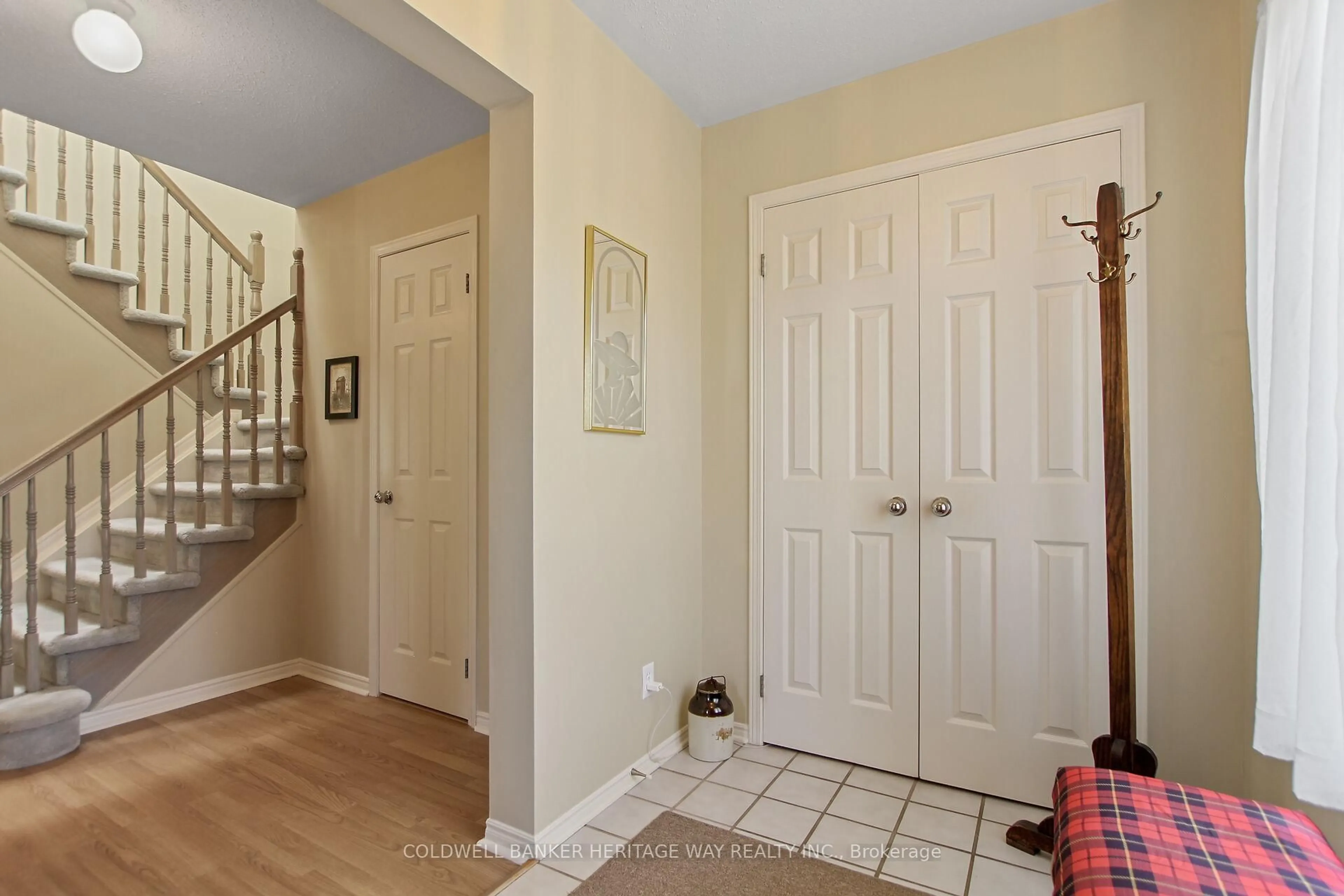 Indoor entryway for 265 Julie Anne Cres, Carleton Place Ontario K7C 4M5