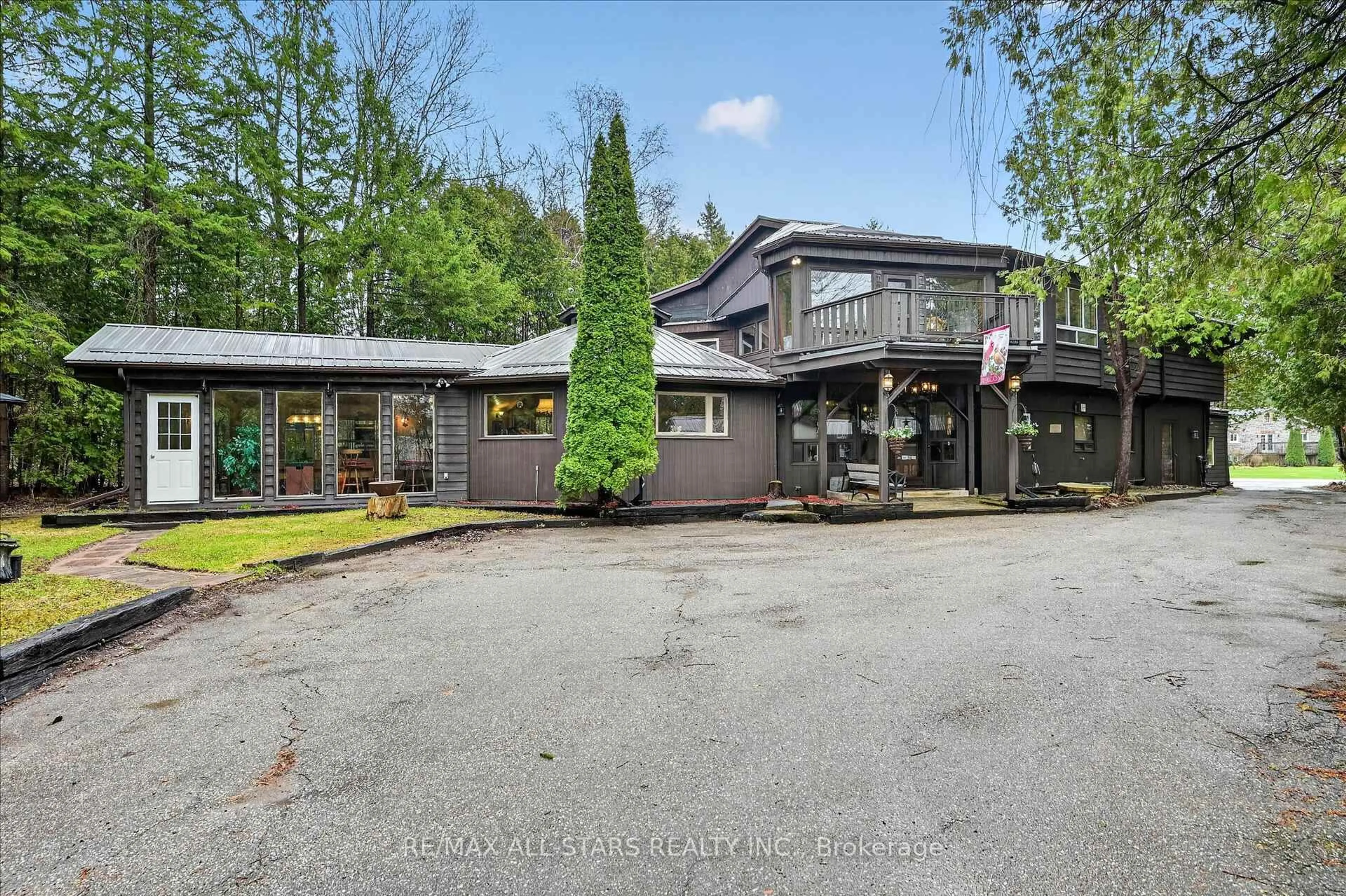 A pic from outside/outdoor area/front of a property/back of a property/a pic from drone, unknown for 41 Cedar Cres, Kawartha Lakes Ontario L0B 1K0