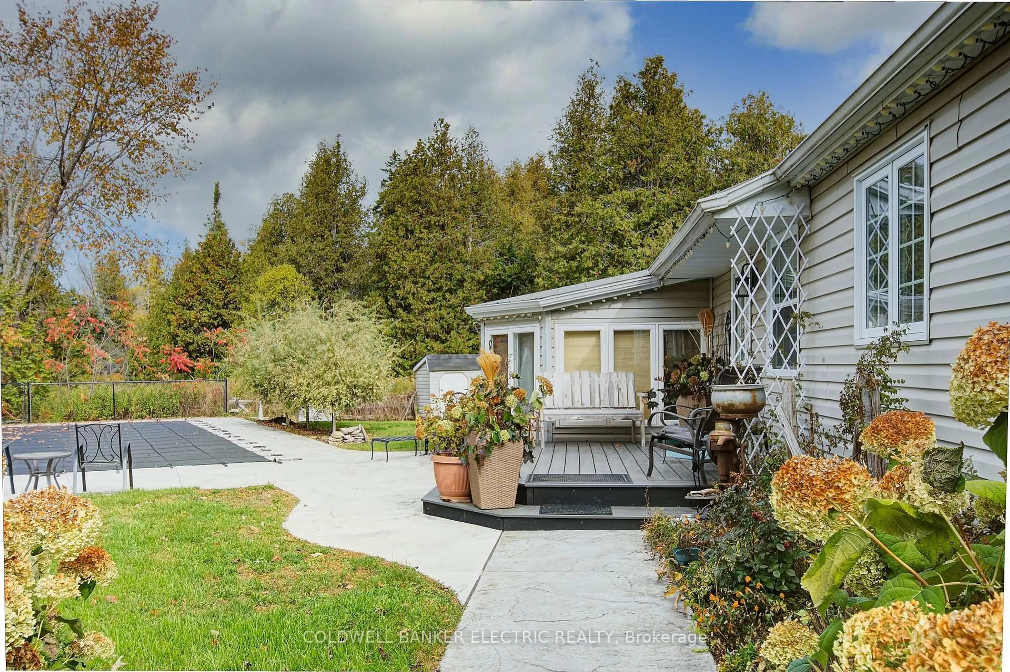 Unknown for 544 County 8 Rd, Douro-Dummer Ontario K0L 2B0