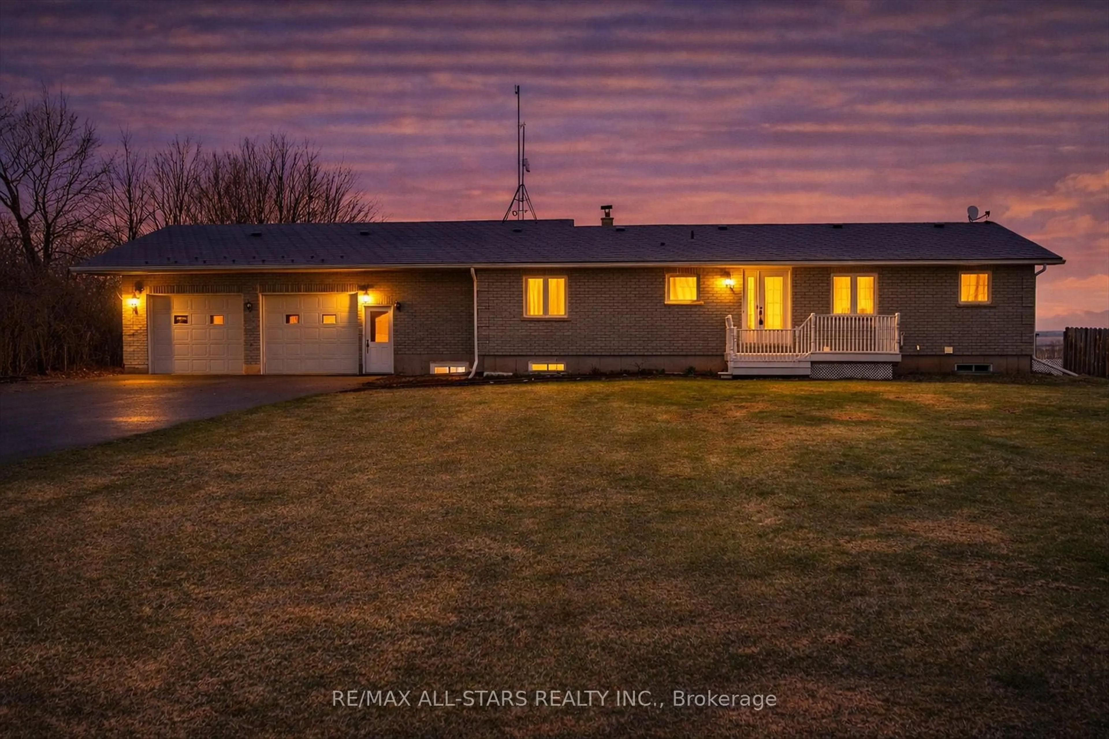 A pic from outside/outdoor area/front of a property/back of a property/a pic from drone, building for 450 Janetville Rd, Kawartha Lakes Ontario L0B 1K0