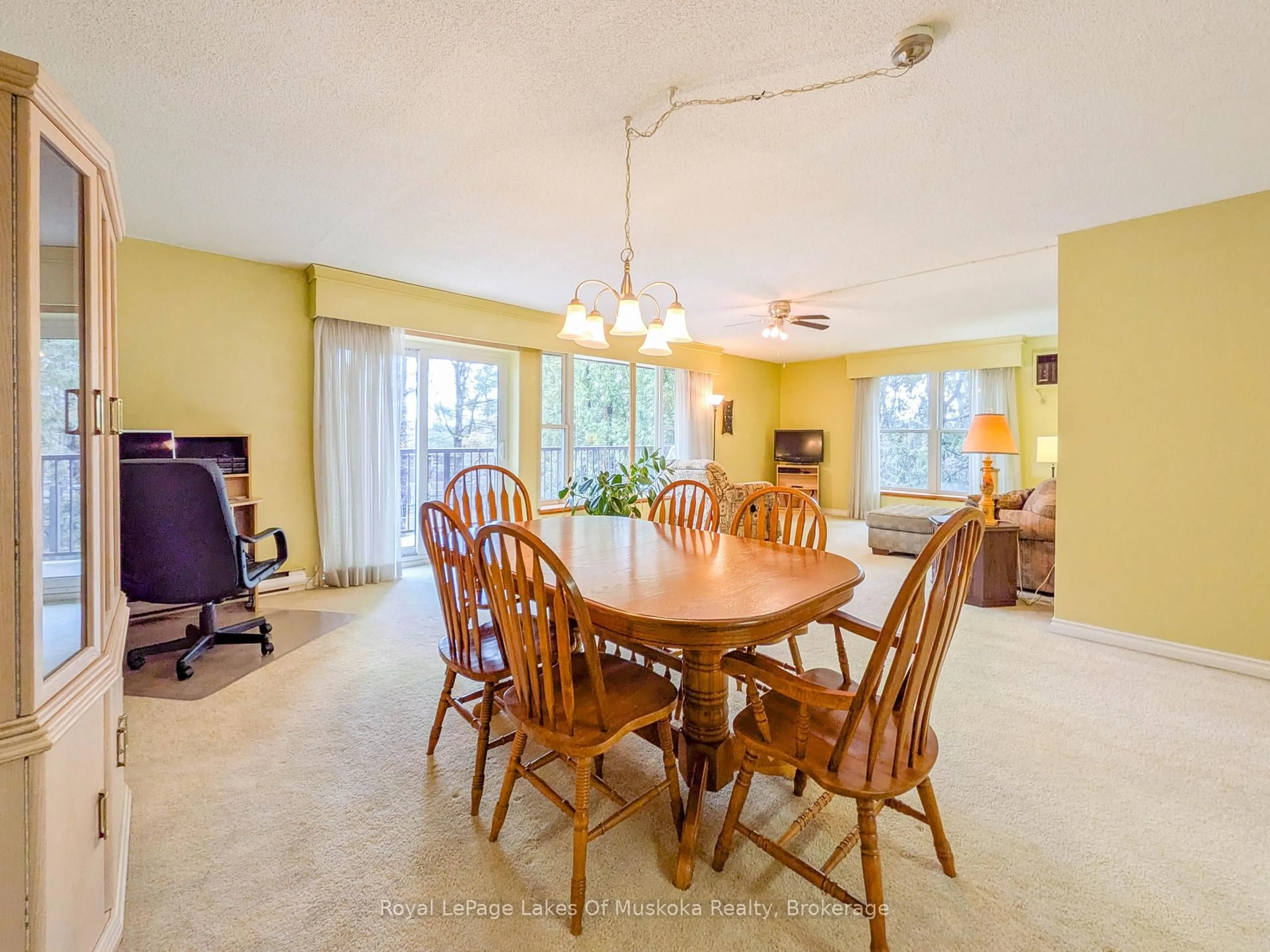 Dining room, unknown for 38 Monck Rd #101, Bracebridge Ontario P1L 1P4