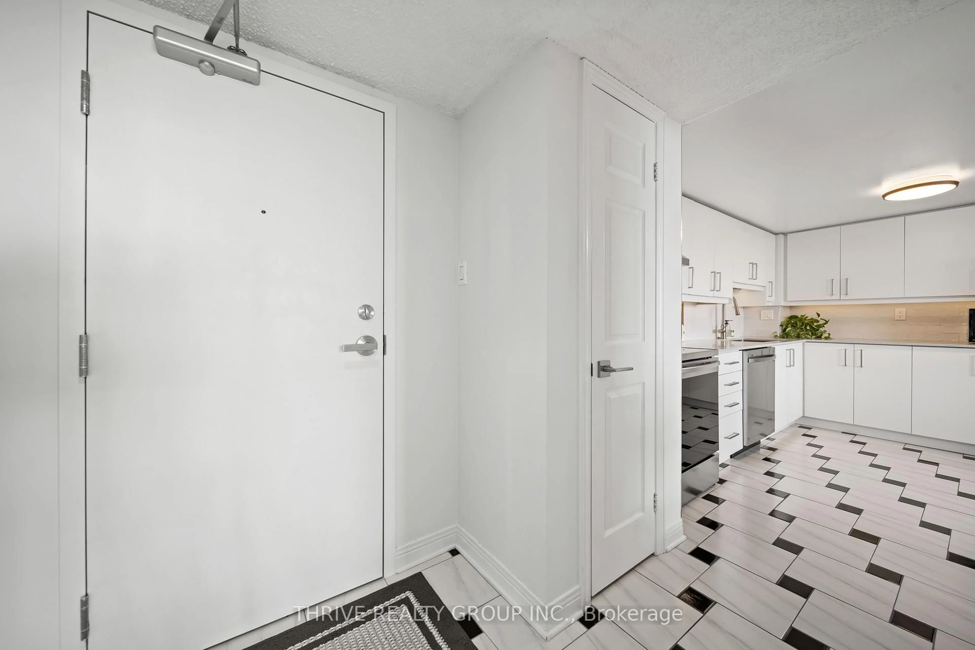 Unknown for 600 Talbot St #803, London East Ontario N6A 5L9