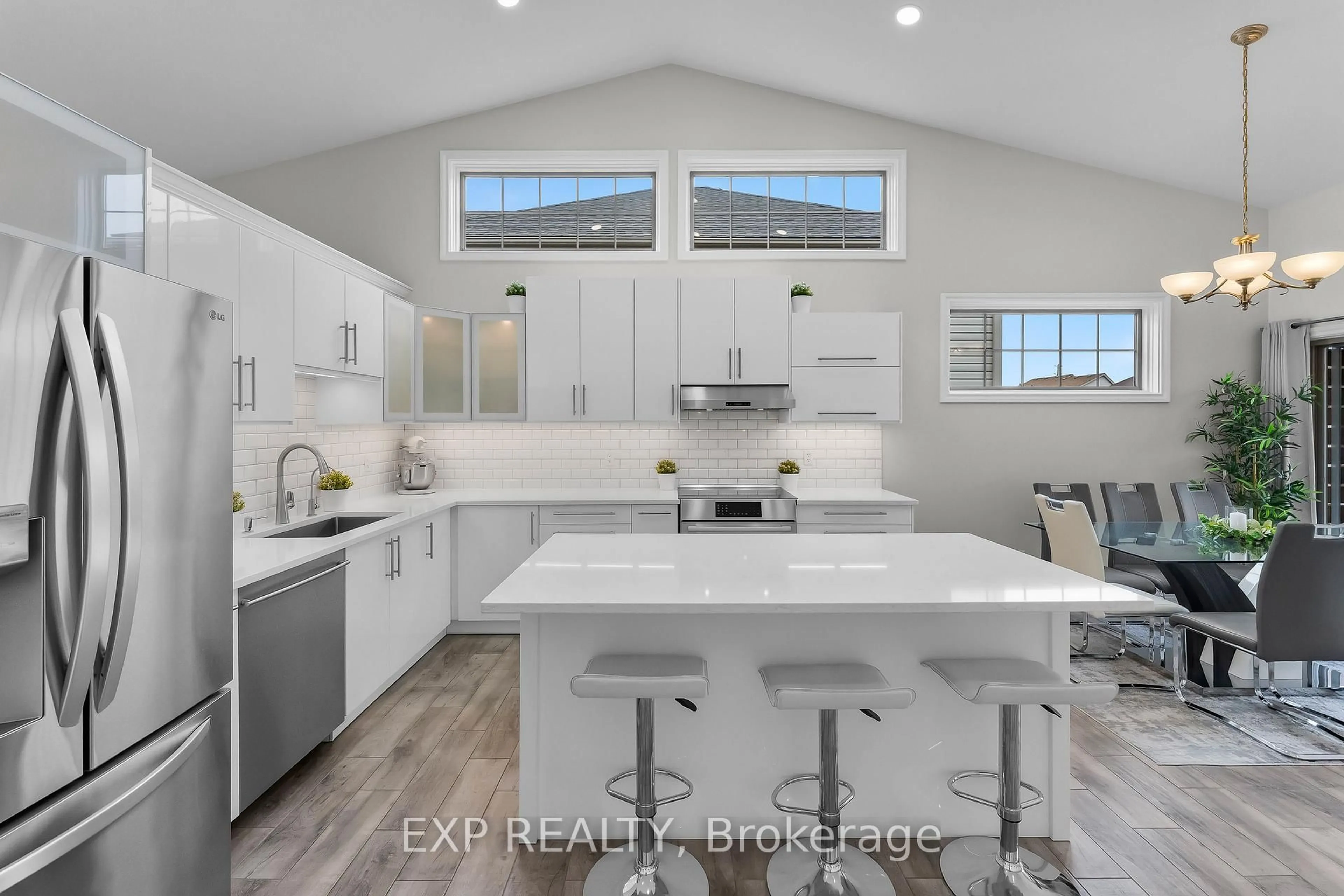 Open concept kitchen, ceramic/tile floor for 7032 Kelly Dr, Niagara Falls Ontario L2H 3J9