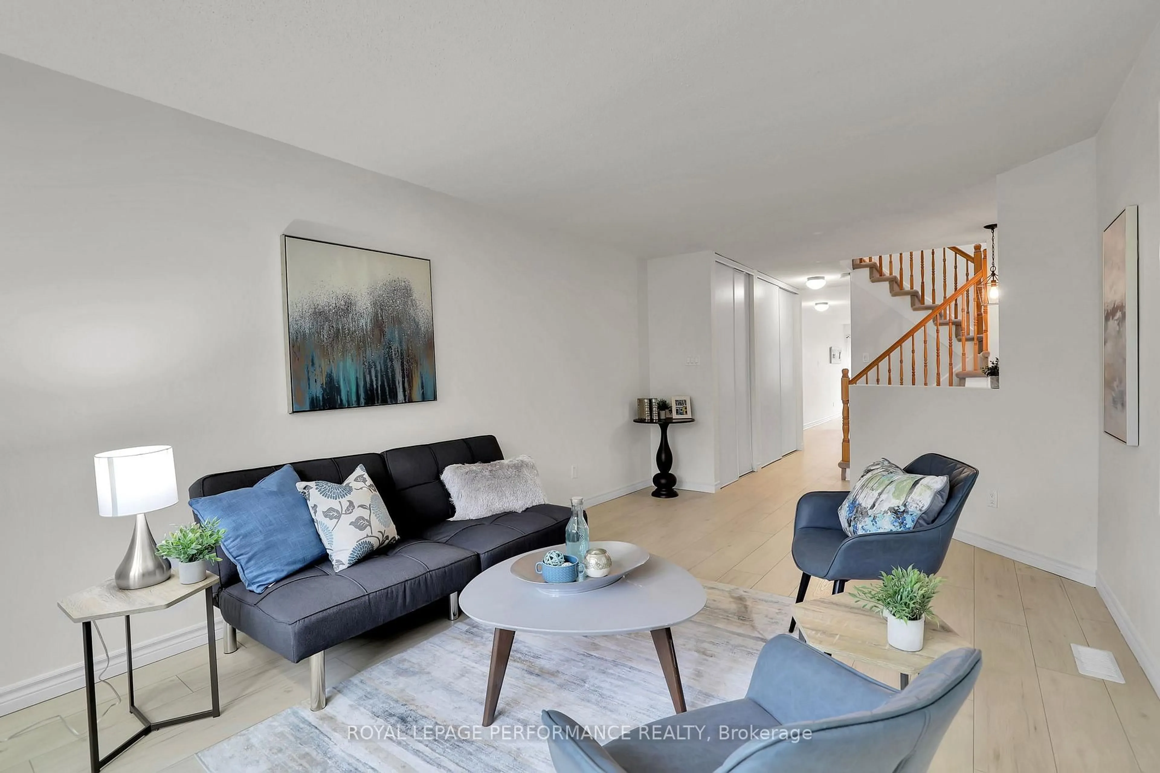 Living room with furniture, unknown for 221 Desrosiers St, Ottawa Ontario K1L 7T2