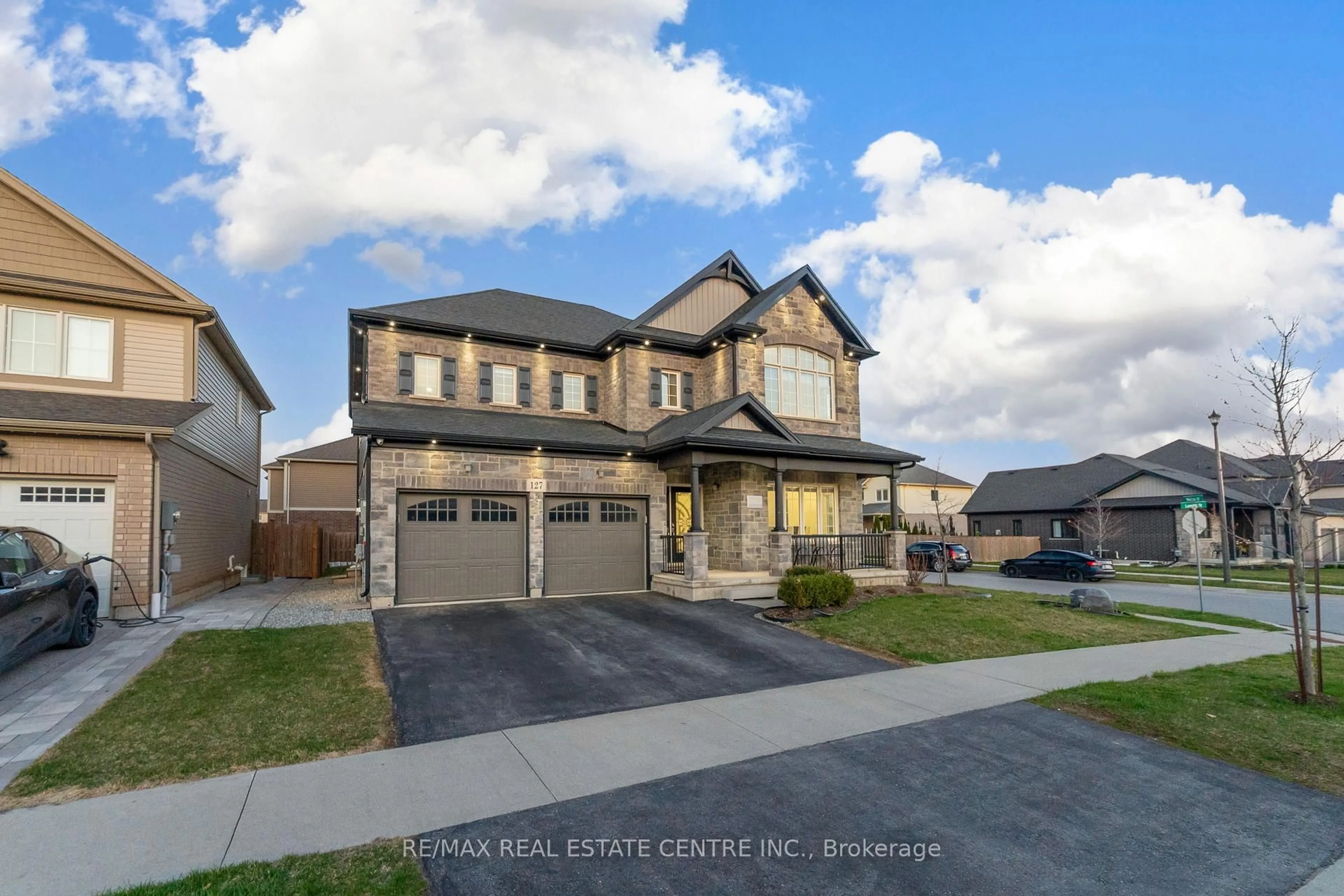 Home with brick exterior material, street for 127 Lametti Dr, Pelham Ontario L3E 0A2