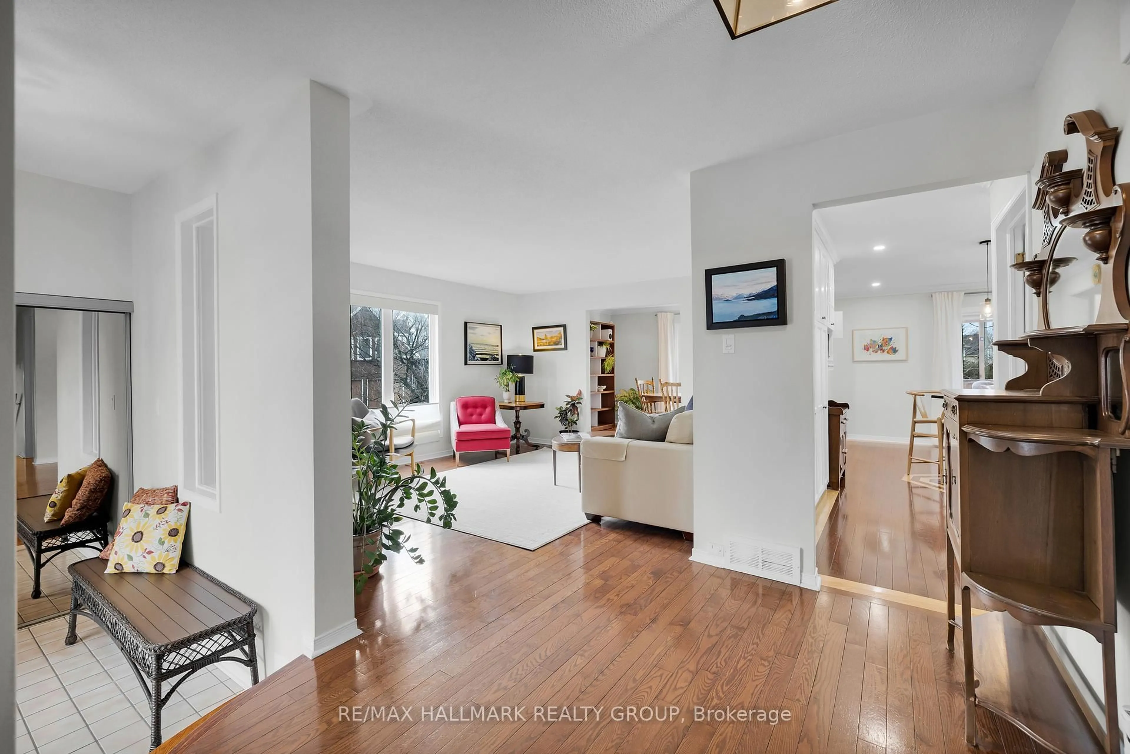 Unknown for 38 Briermoor Cres, Ottawa Ontario K1T 3G4