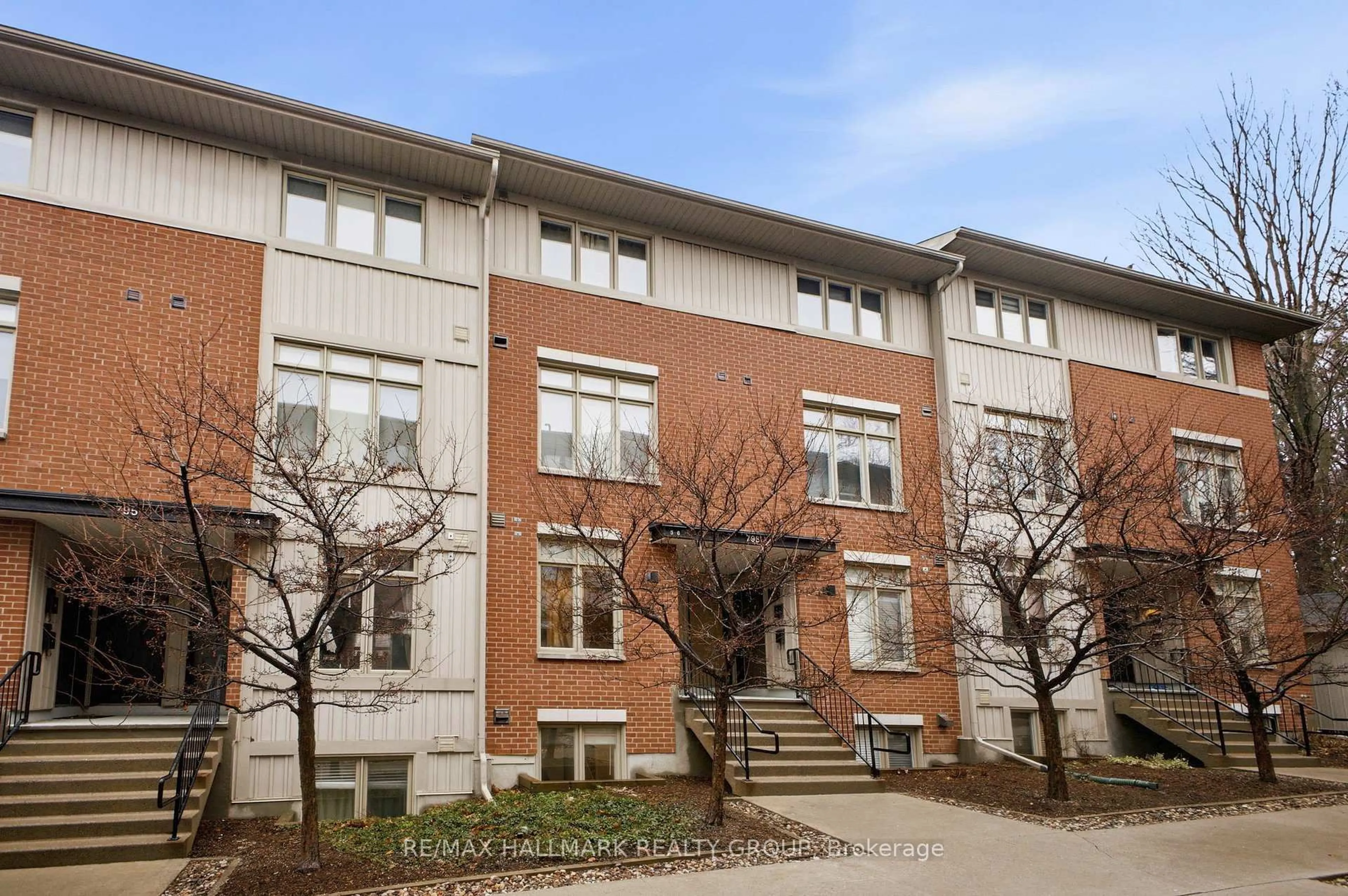 Unknown for 795 Montreal Rd #5, Ottawa Ontario K1K 0S9