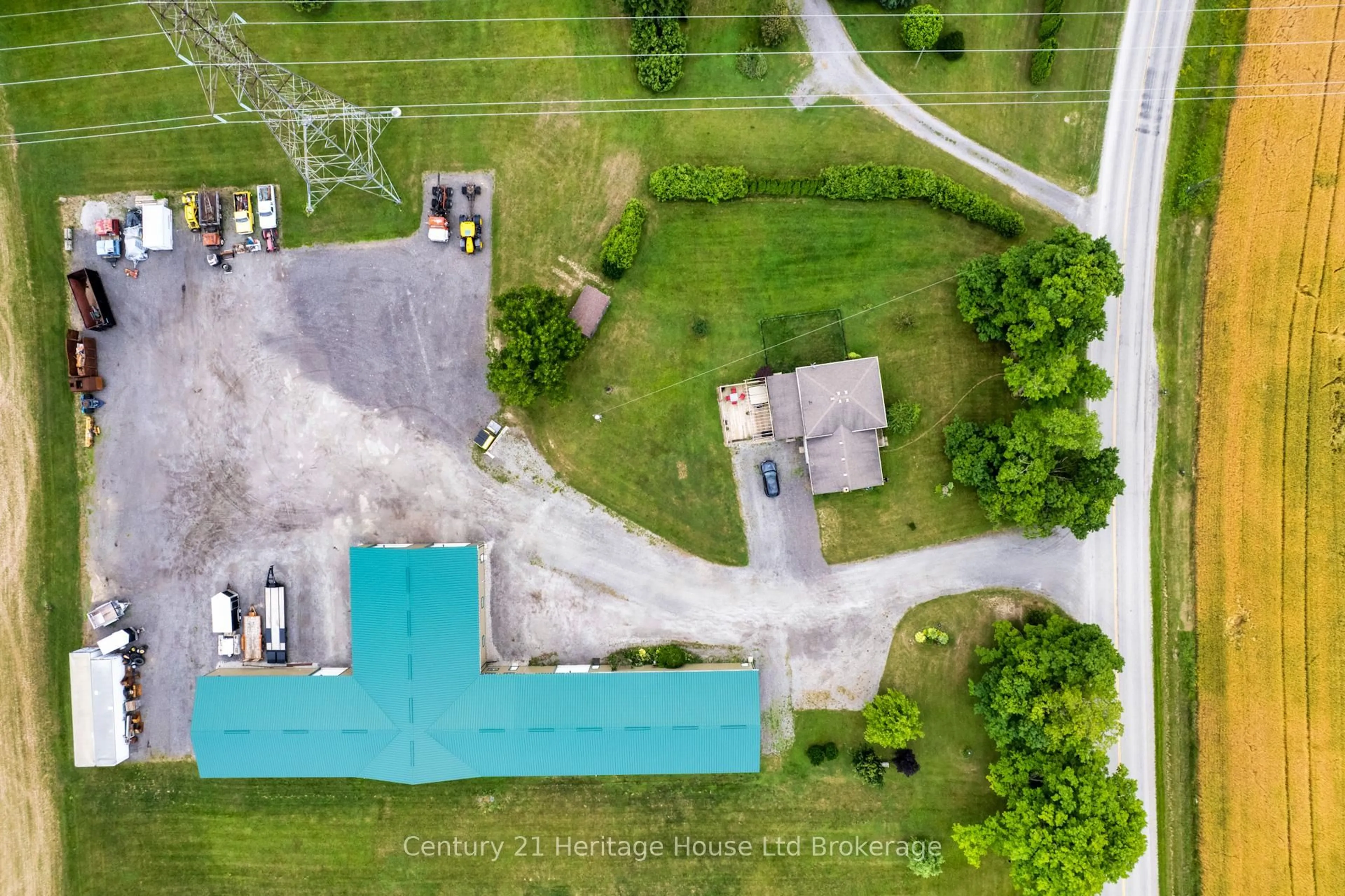 A pic from outside/outdoor area/front of a property/back of a property/a pic from drone, street for 3208-3214 Pigram Line, South-West Oxford Ontario N0J 1W0