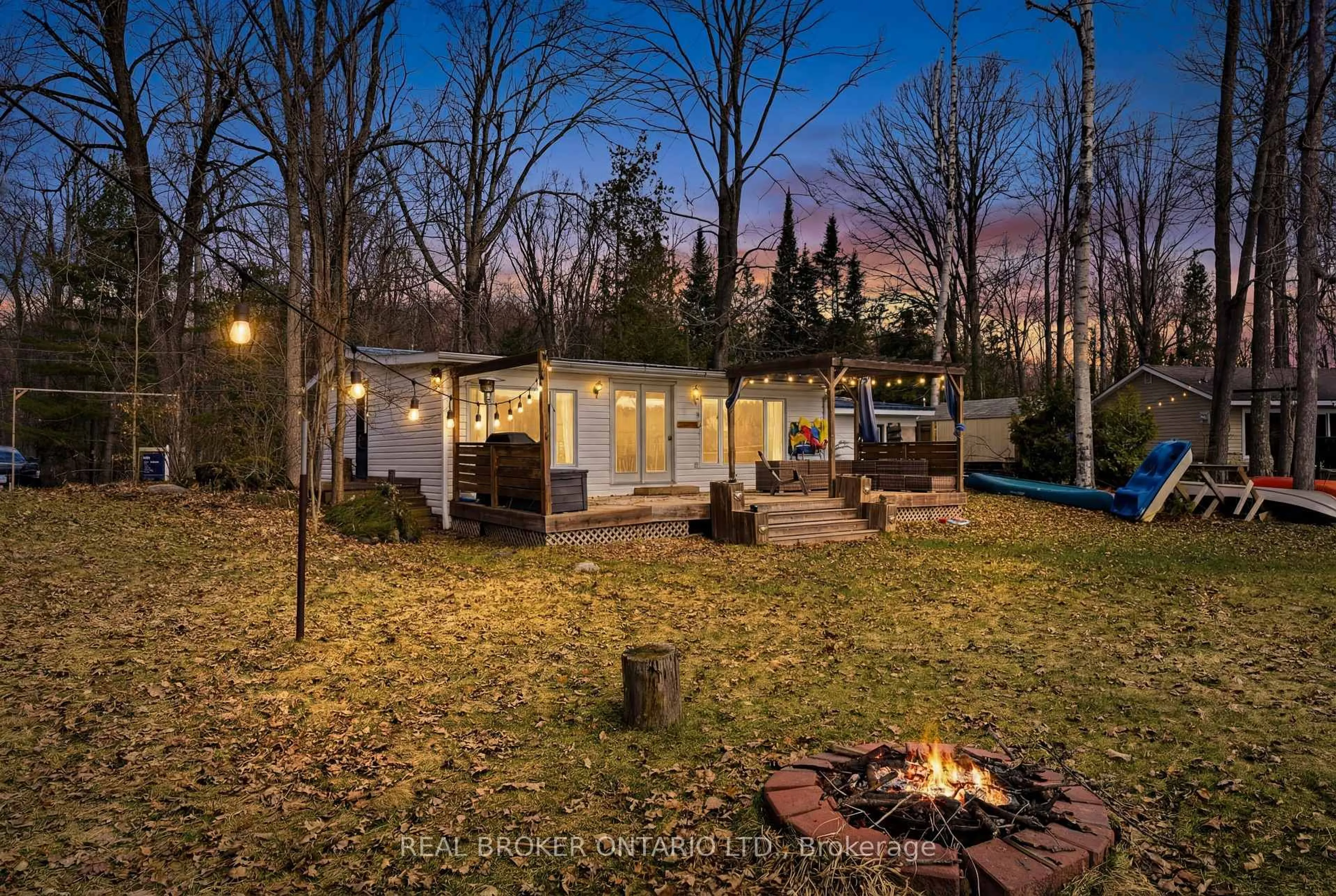 A pic from outside/outdoor area/front of a property/back of a property/a pic from drone, unknown for 573 Pine Point Lane, Tweed Ontario K0K 3J0