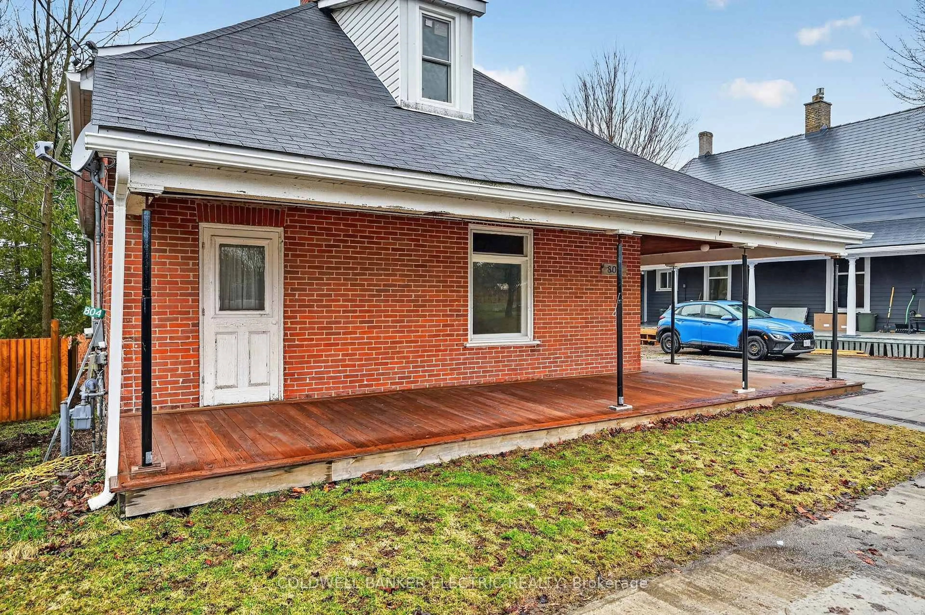 Home with brick exterior material, street for 804 Hunter St, Selwyn Ontario K0L 1H0