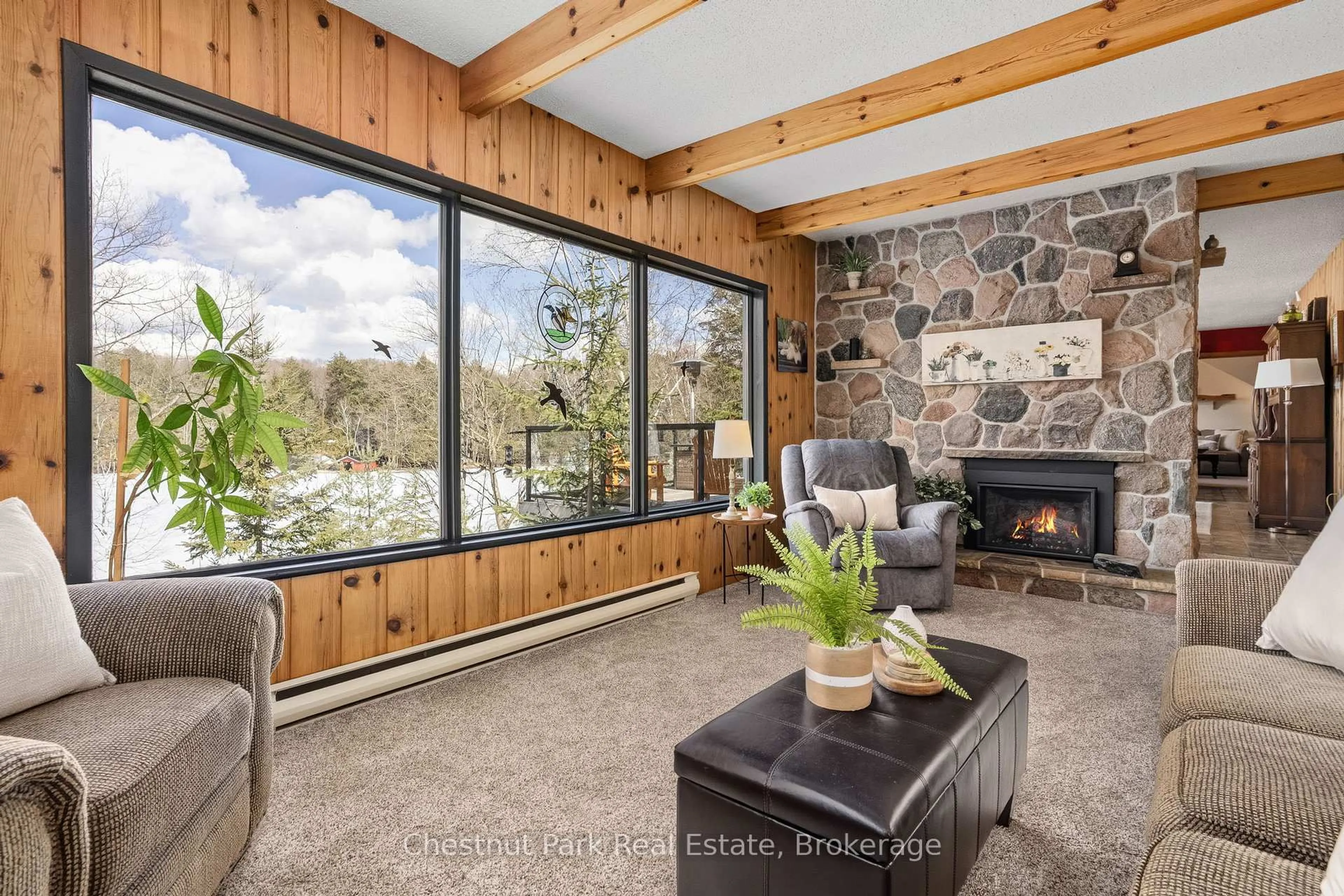 Living room with furniture, unknown for 527 Harp Lake Rd, Huntsville Ontario P1H 2J6