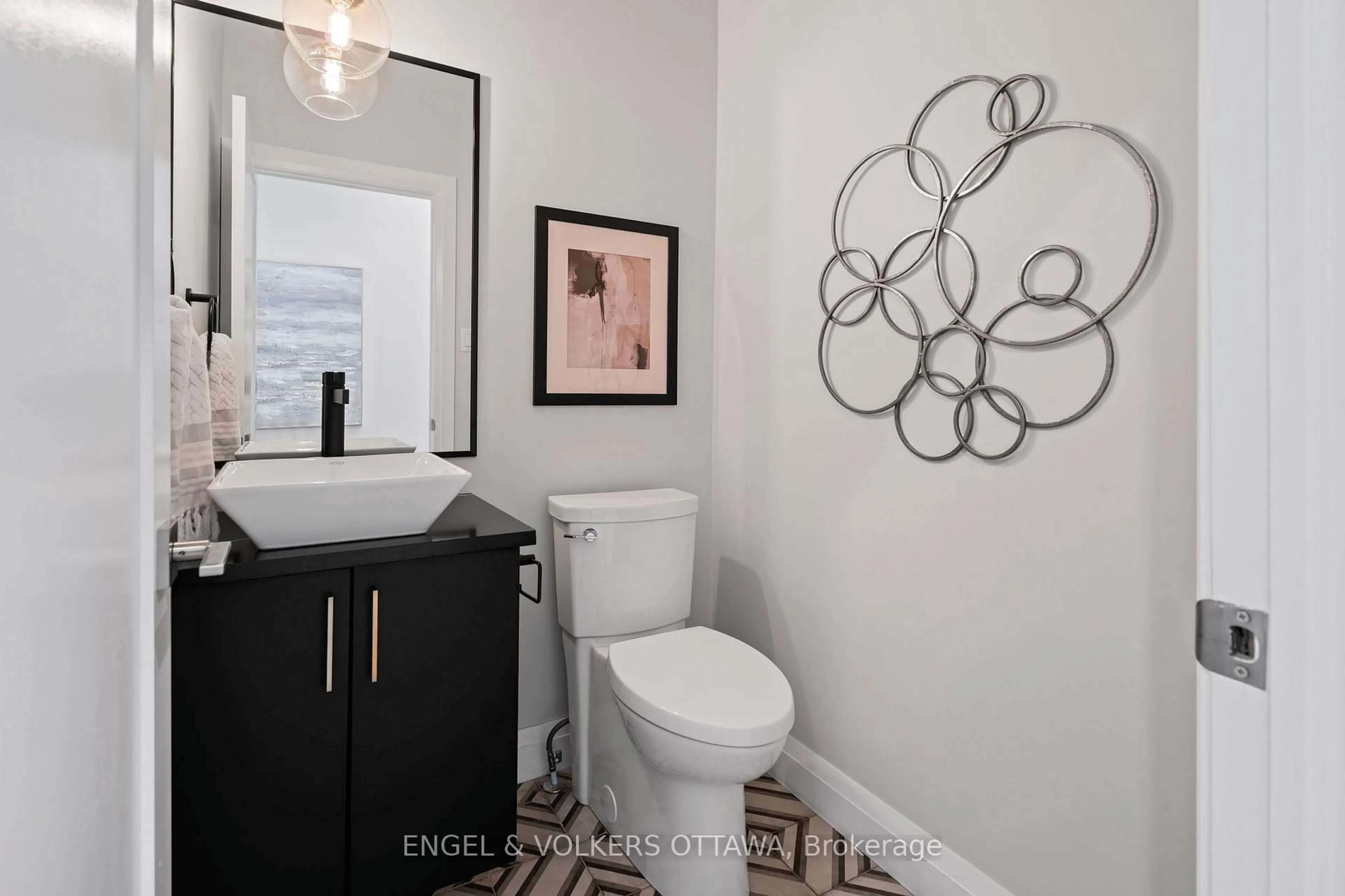 Unknown for 263 Dovercourt Ave, Ottawa Ontario K1Z 7H4