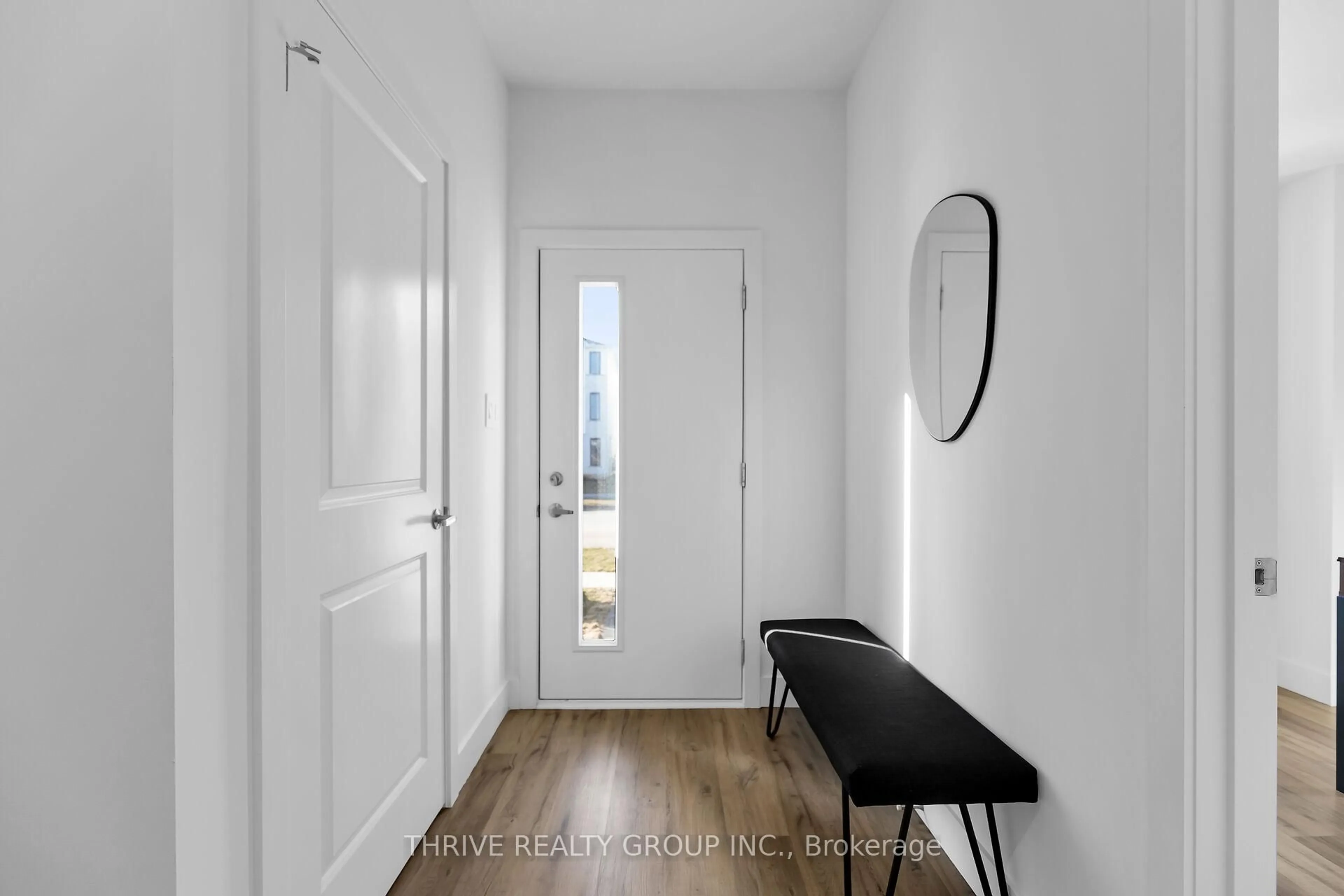 Indoor entryway for 1595 Capri Cres #72, London North Ontario N6G 3Y6